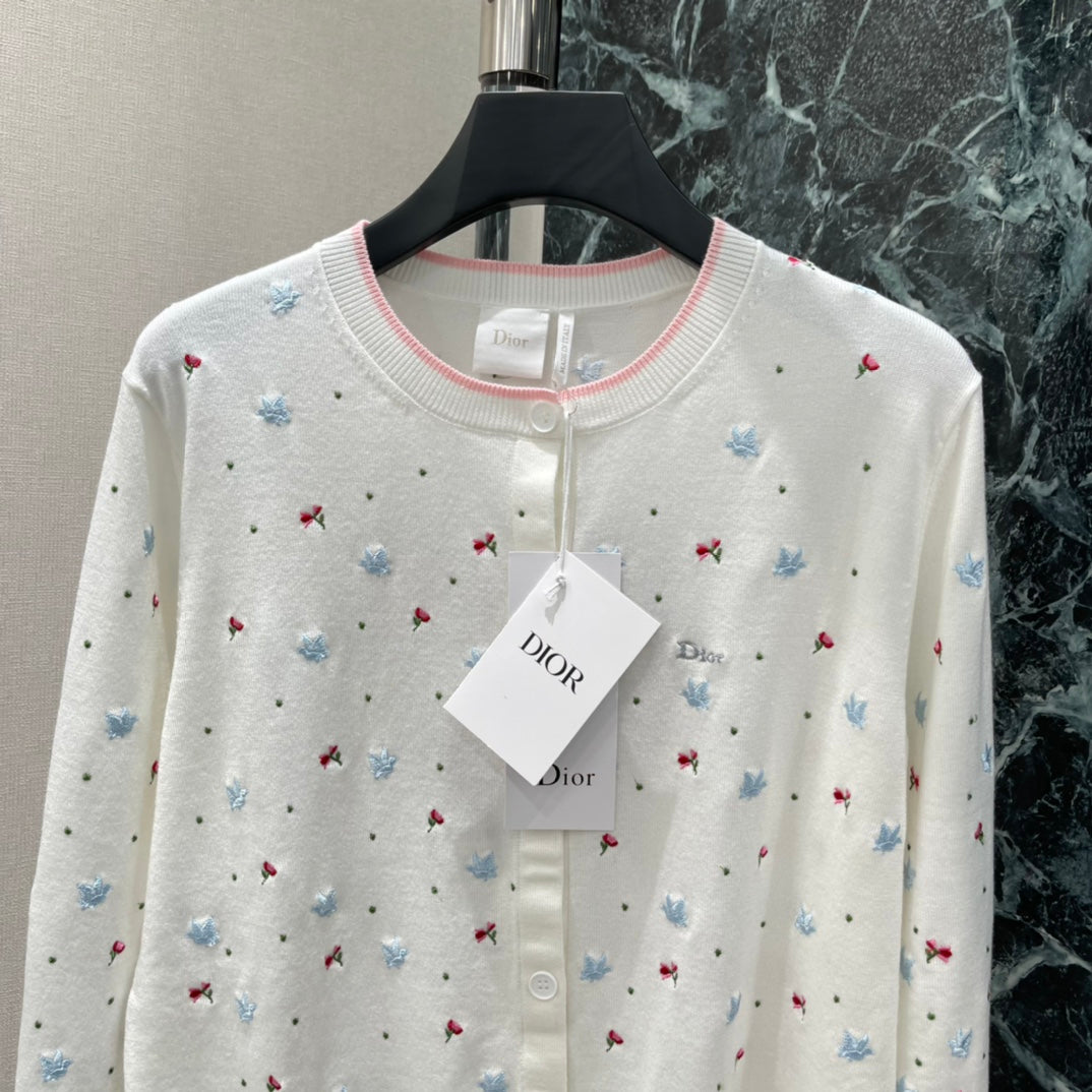 26 New Arrival: Peace Dove Embroidered Knit Cardigan