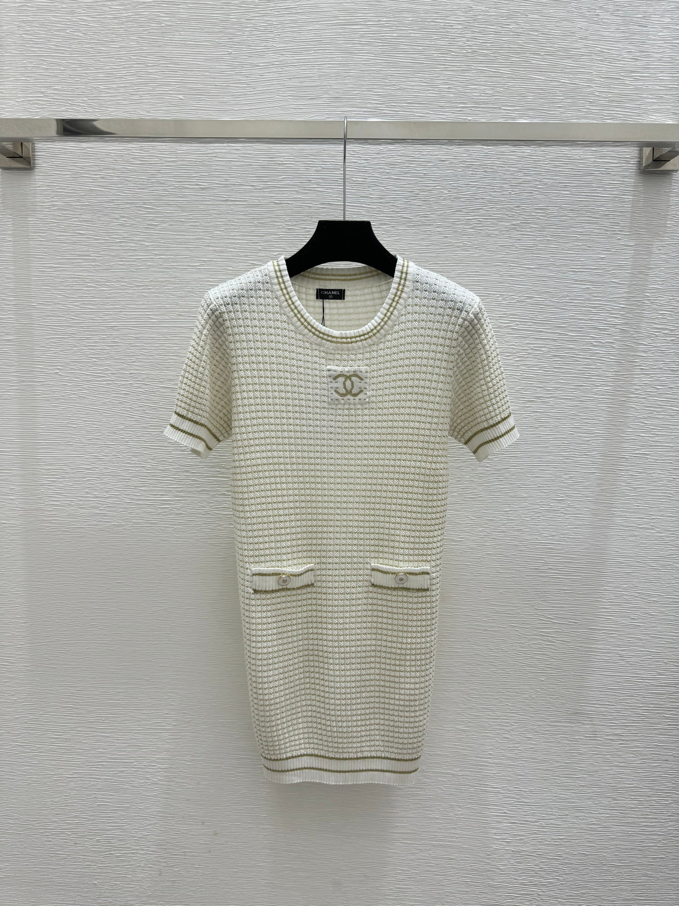 26SS Color Block Gold and Silver Thread Round Neck Knit Short Sleeve Dress
