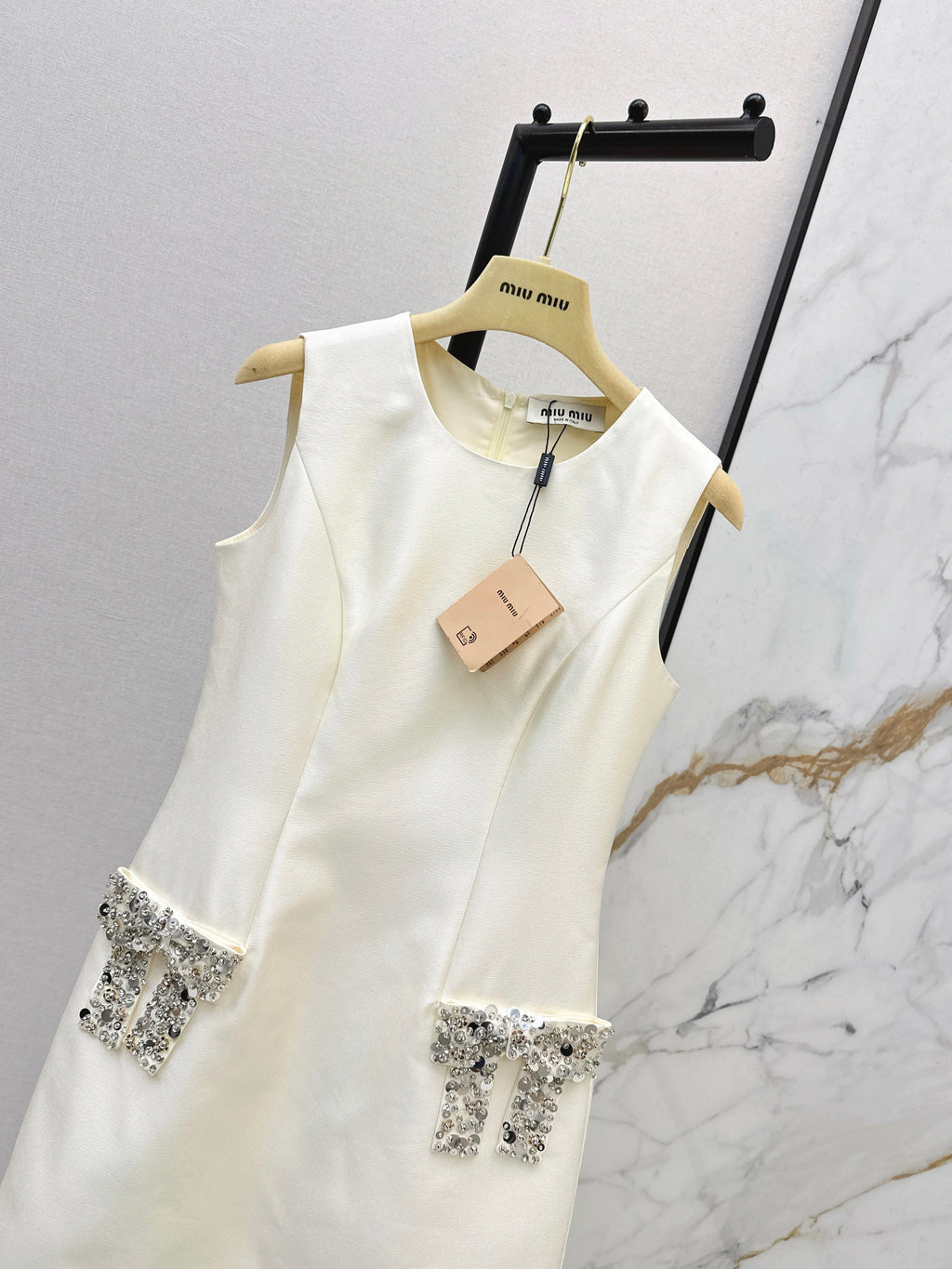 26SS Rhinestone Bow Sleeveless Dress