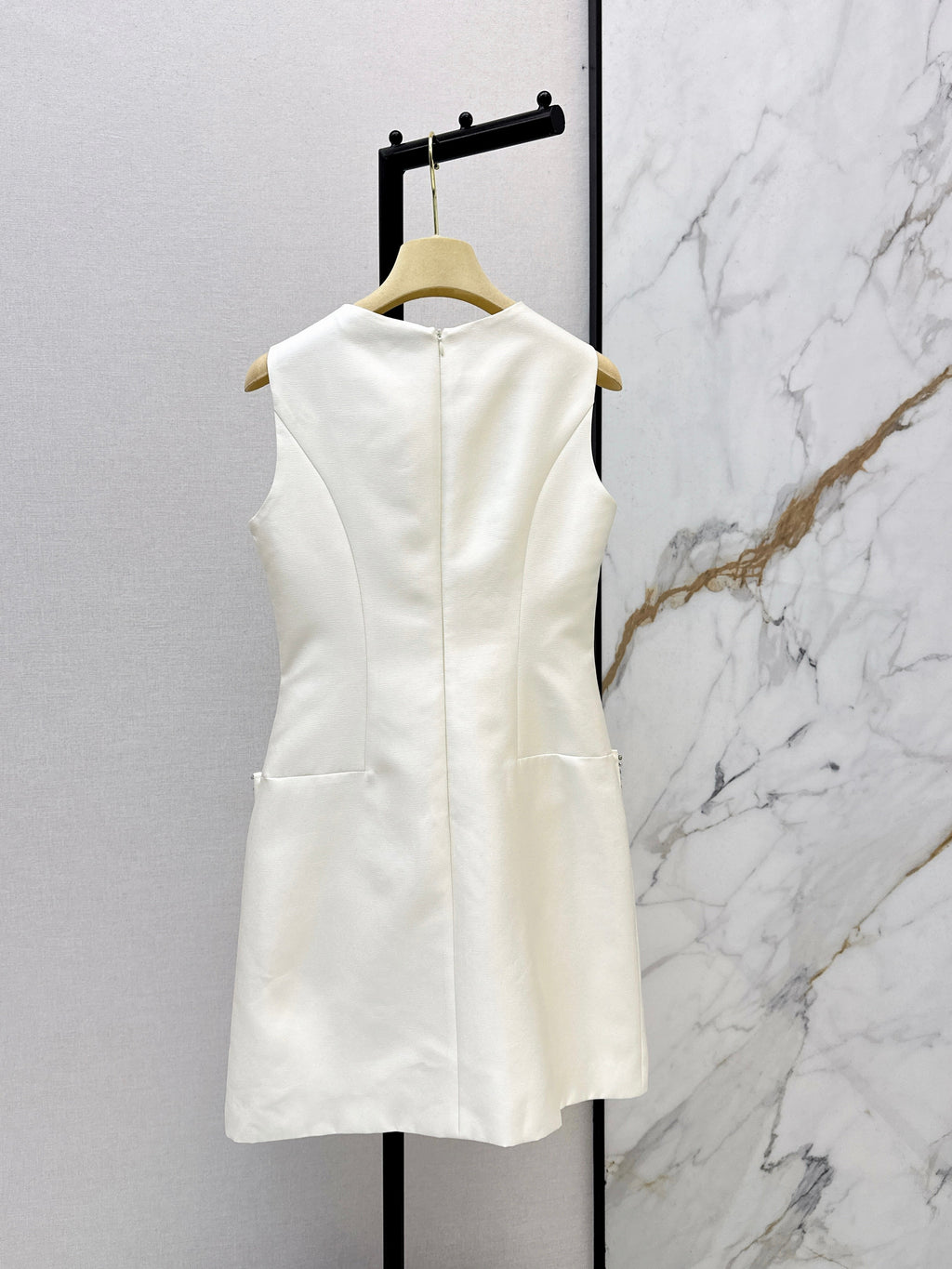 26SS Rhinestone Bow Sleeveless Dress