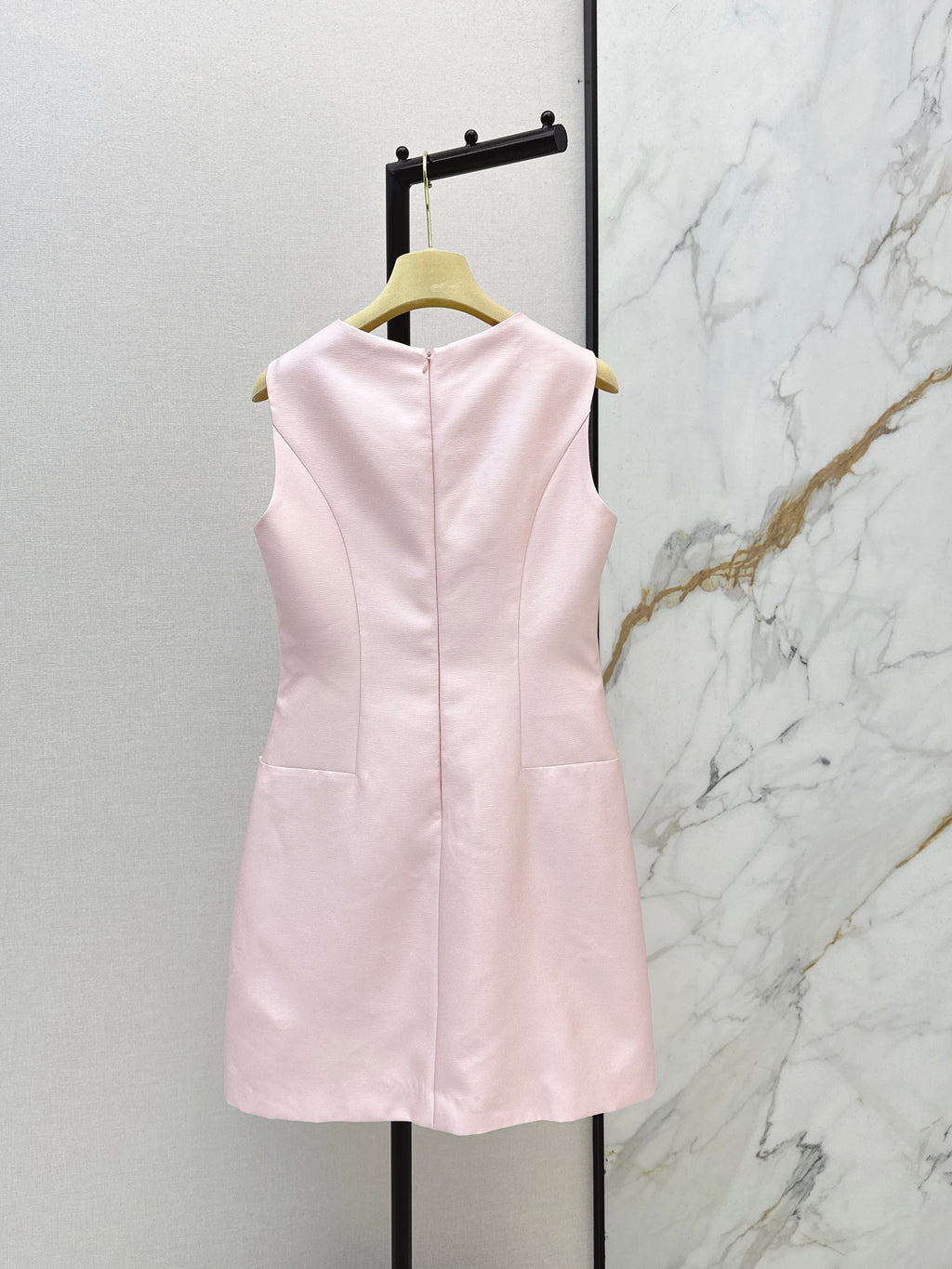 26SS Rhinestone Bow Sleeveless Dress
