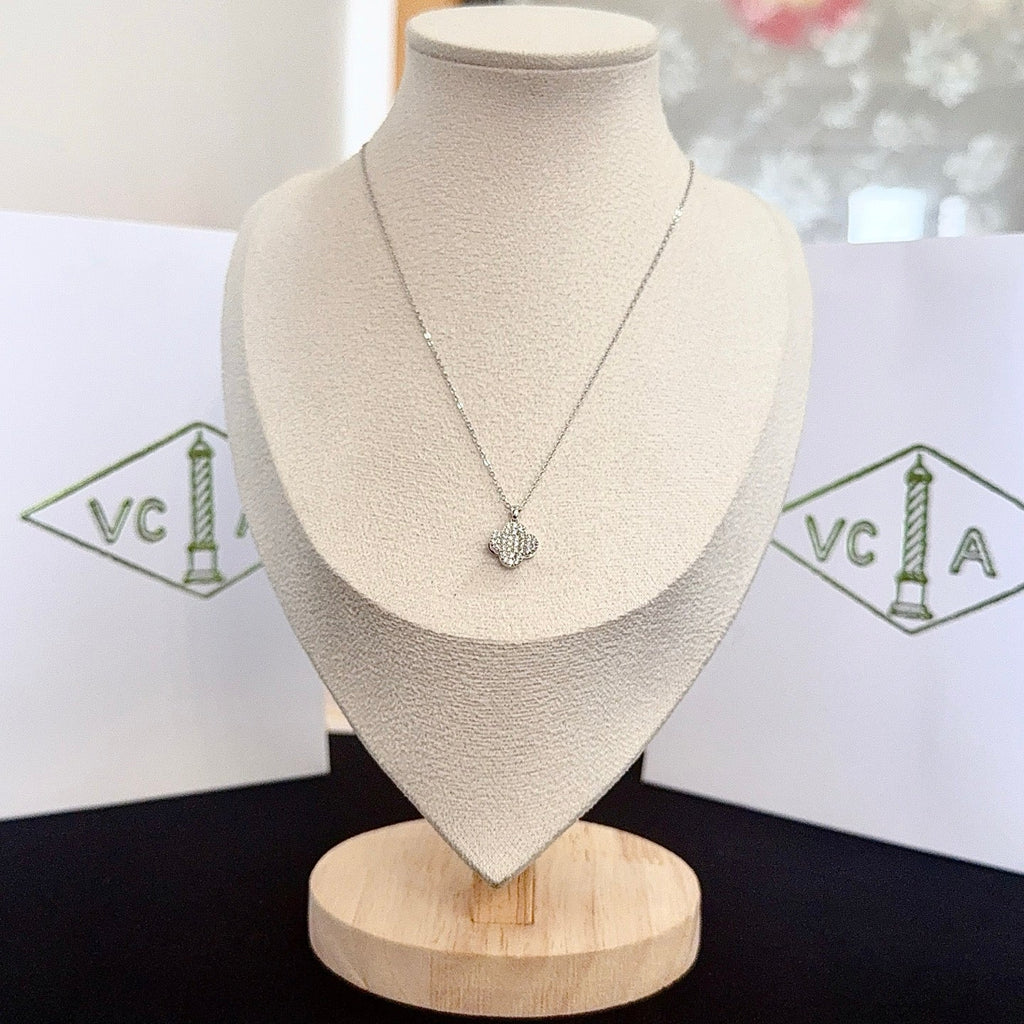 four leaf clover necklace