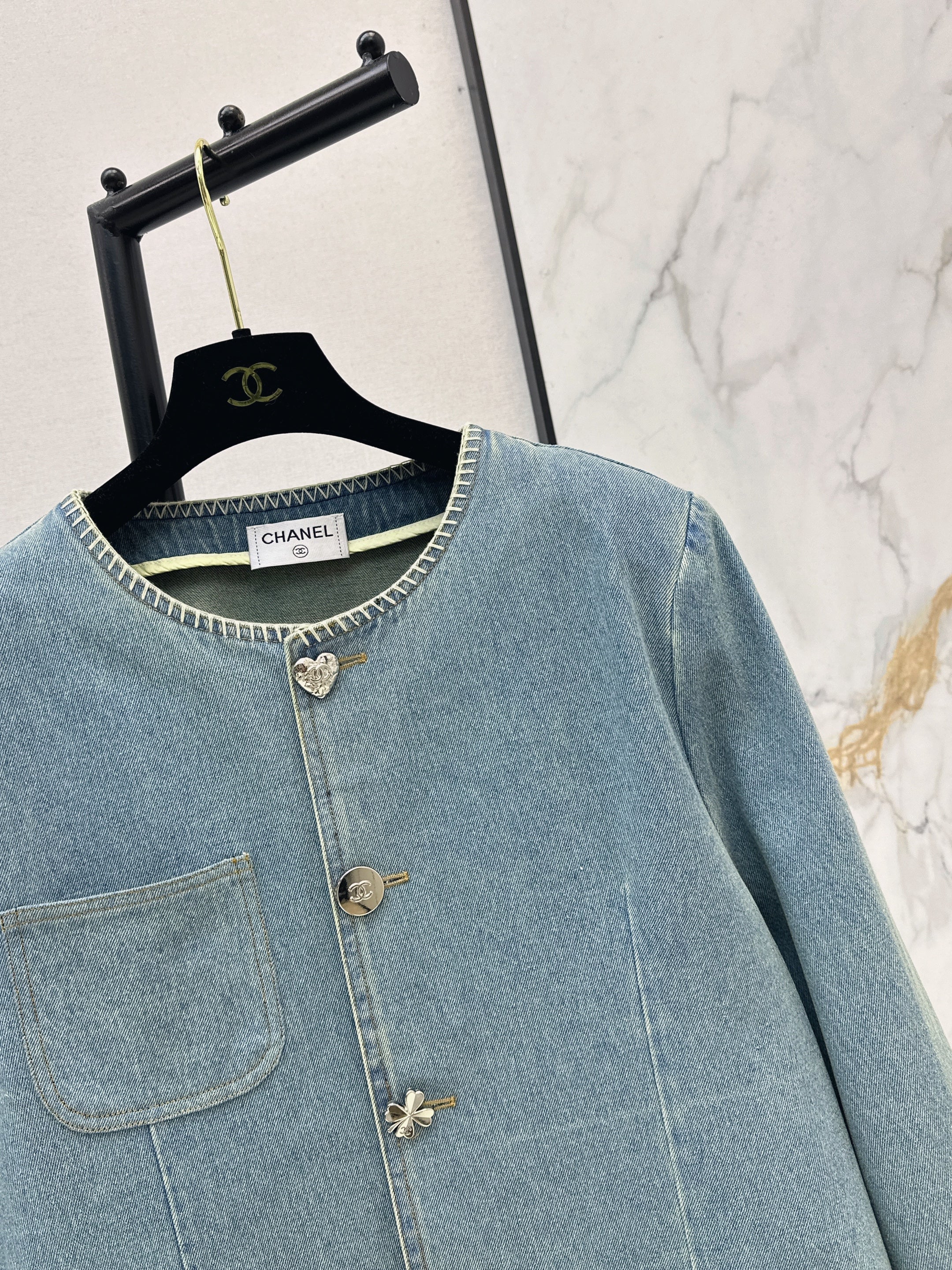 26SS New Arrival Denim Jacket with Overlock Trim