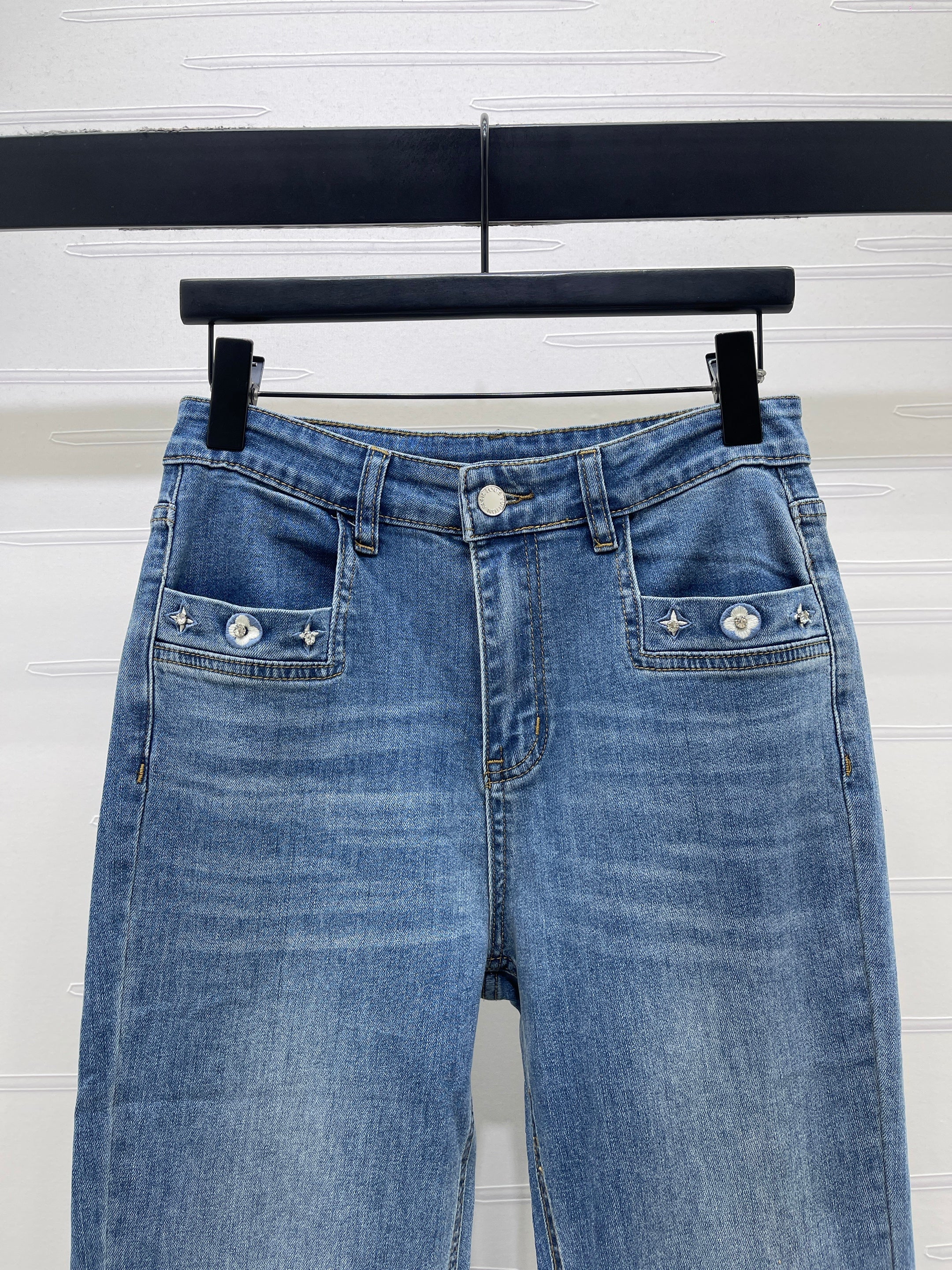 26NEW Embroidered Flared Jeans