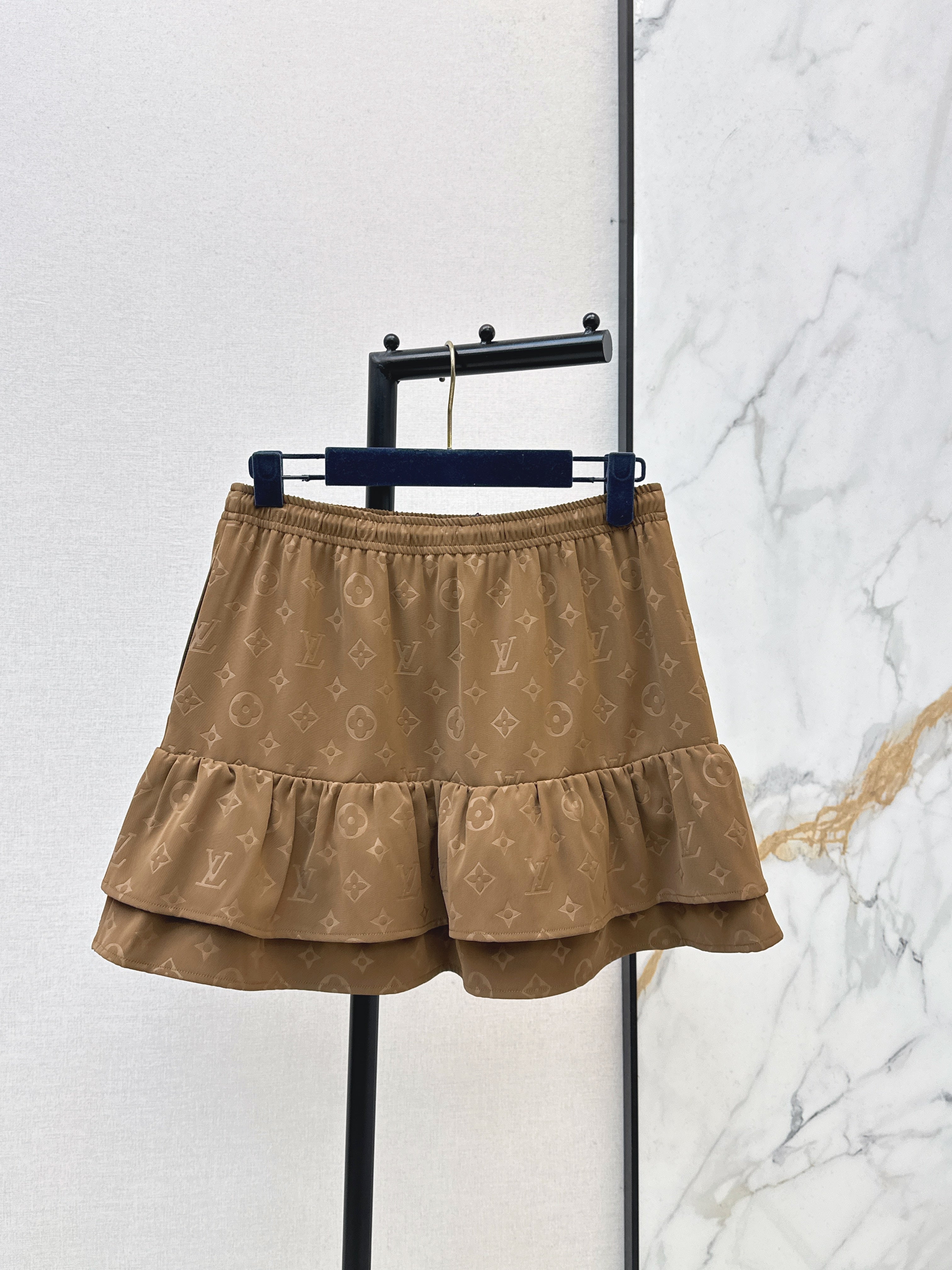 26SS New Embossed Fishtail Skirt