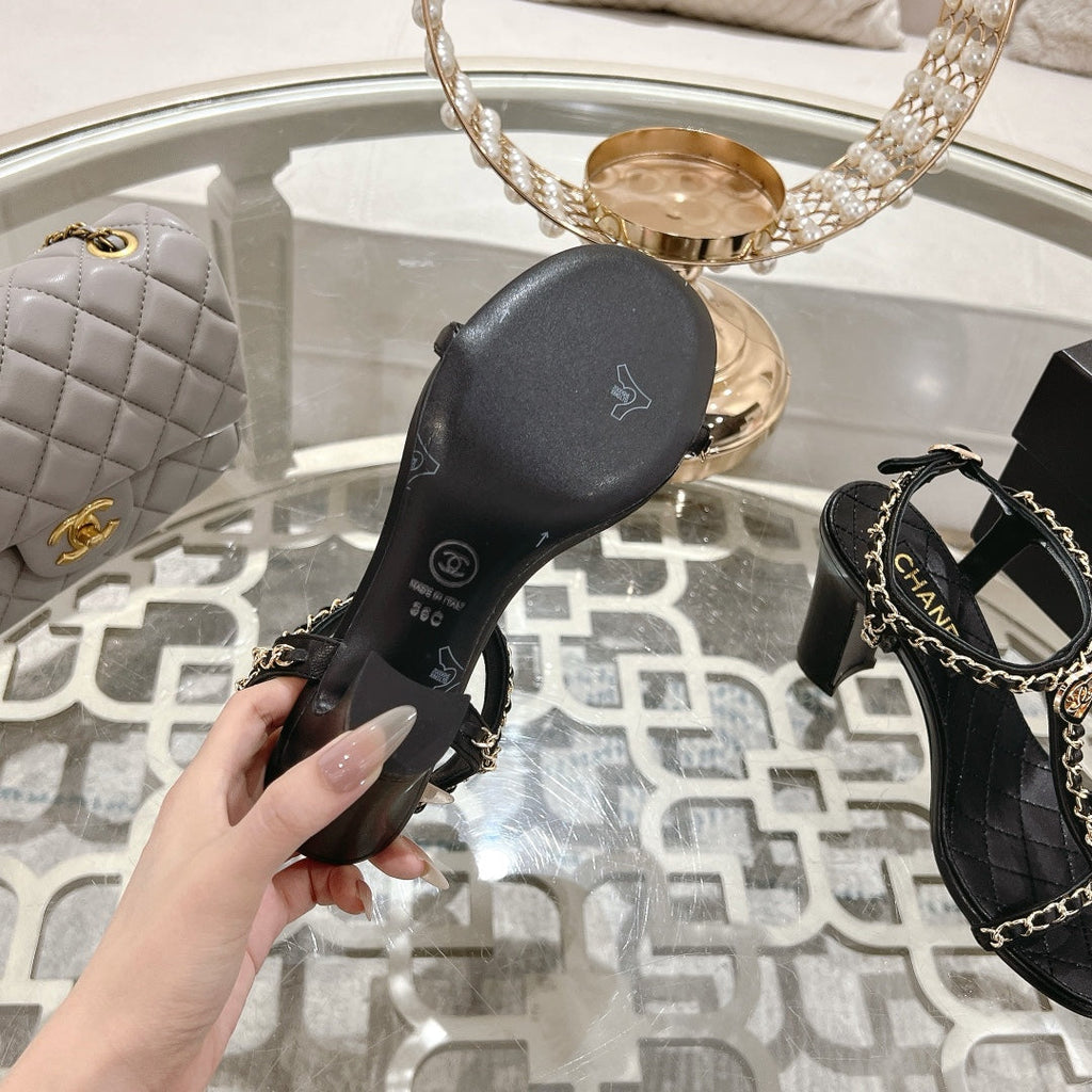 26SS Chain-embellished High Heels