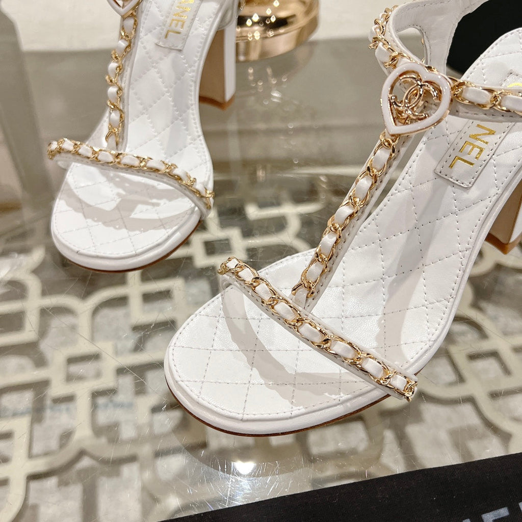 26SS Chain-embellished High Heels
