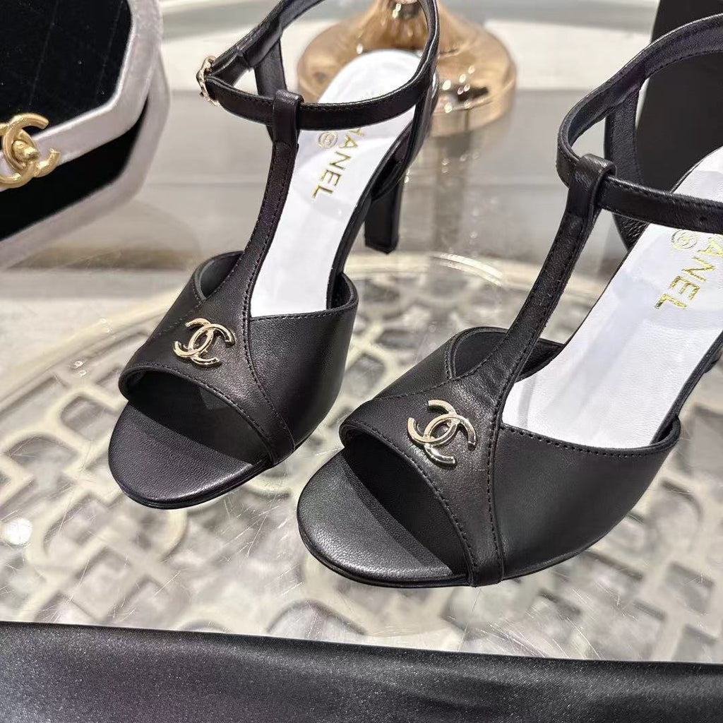 26 NEW: Platform High-Heel Sandals