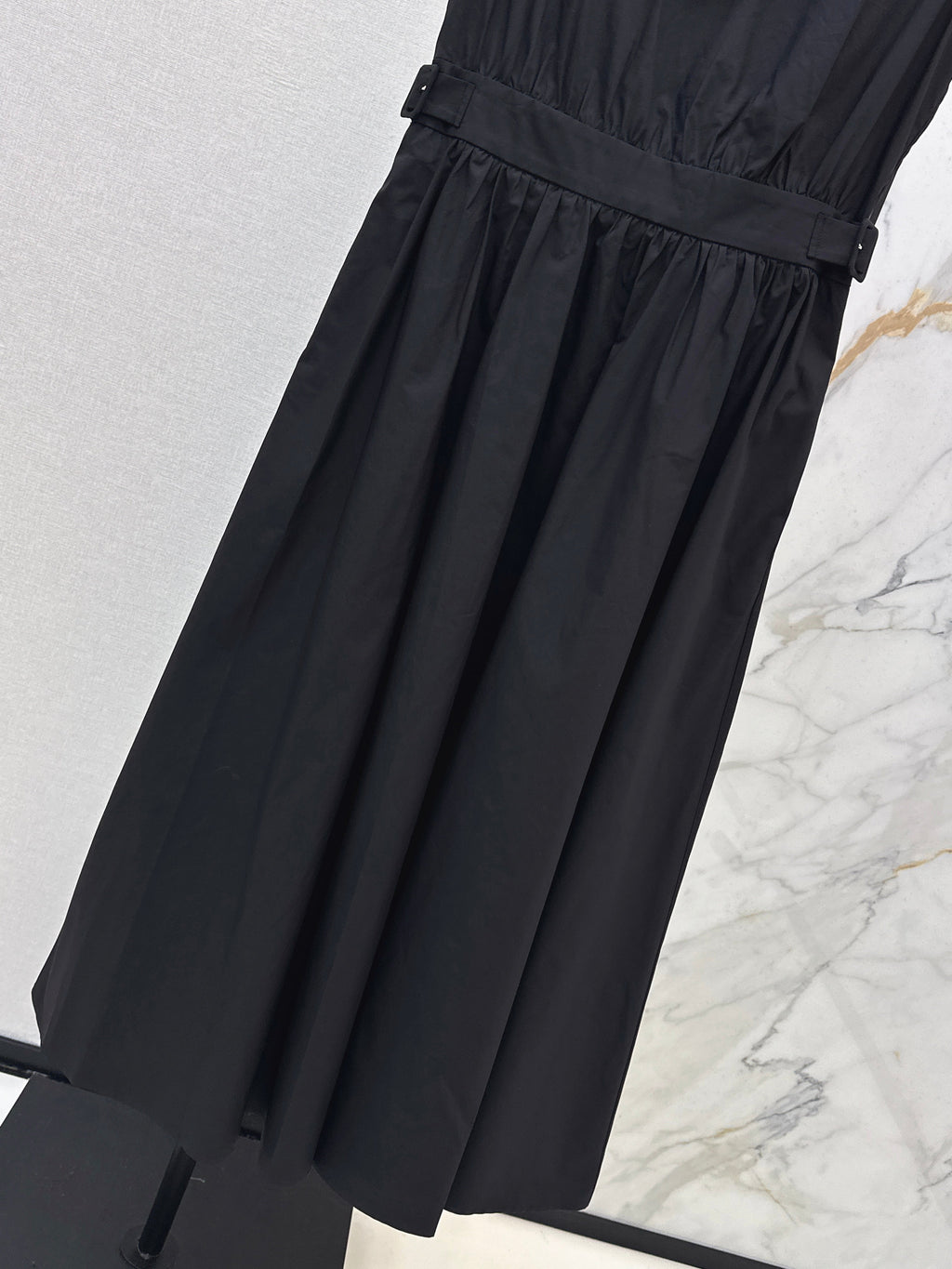 26SS New Spring/Summer Collection: Long Sleeveless Dress