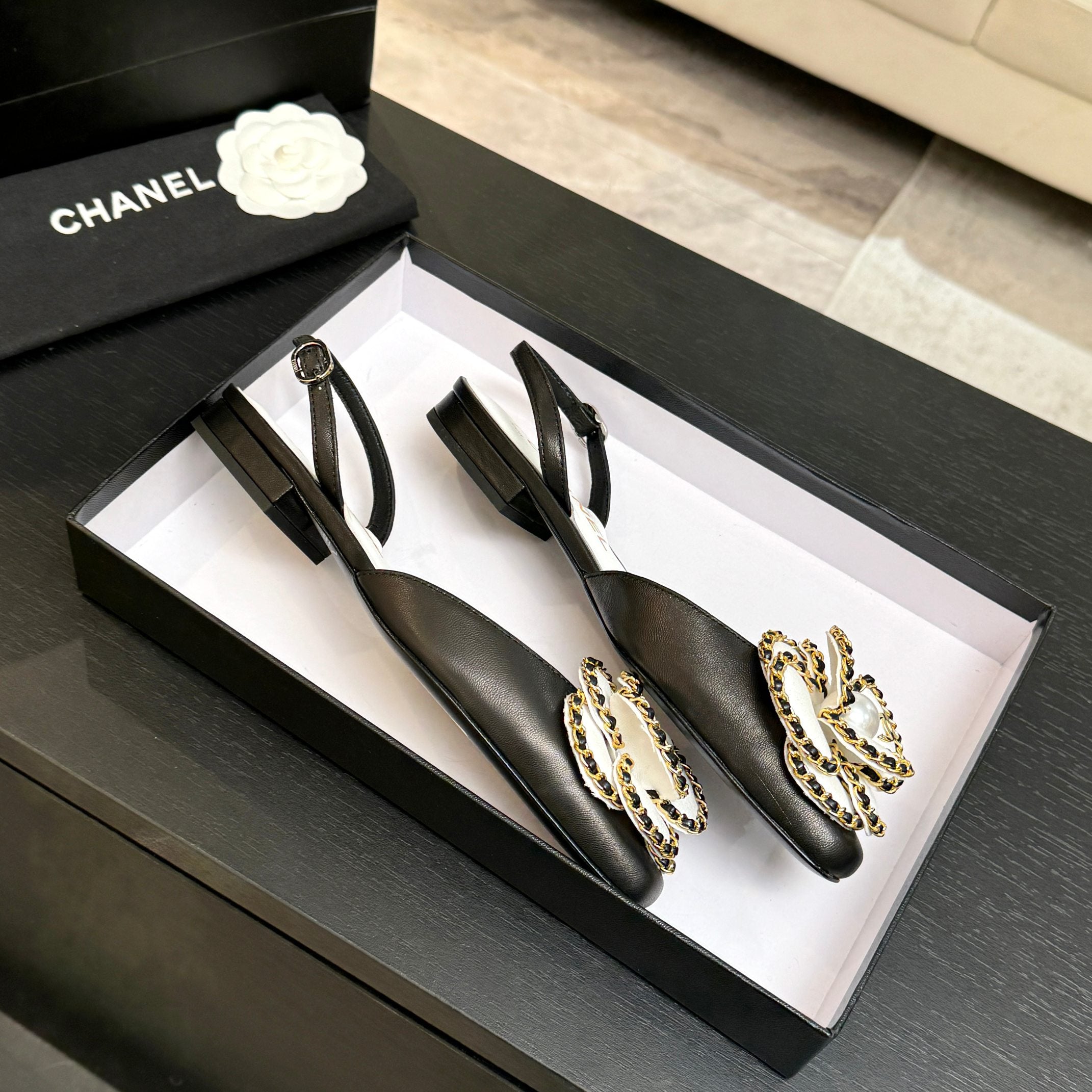 Camellia Mary Jane Flats