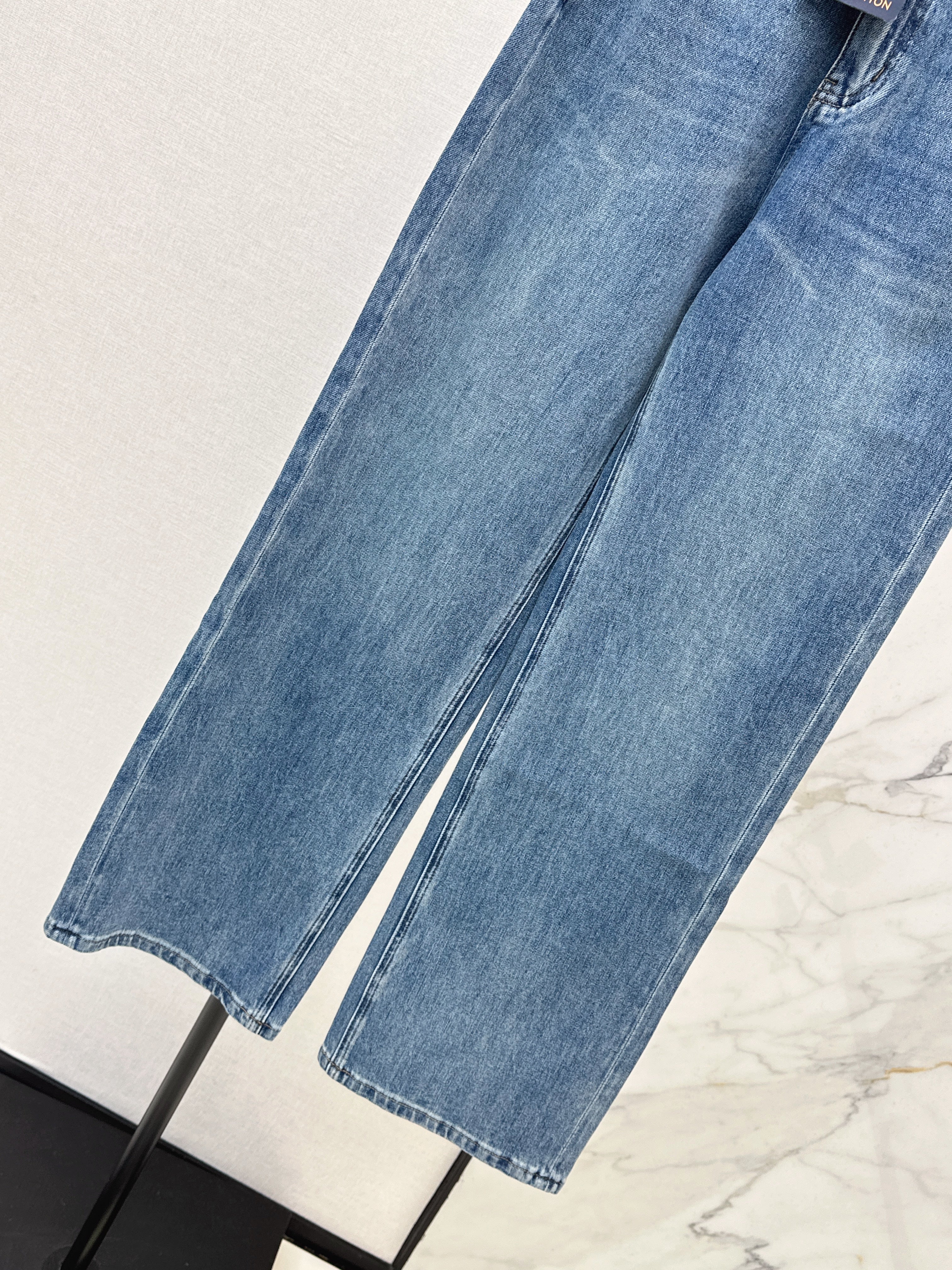 26SS Straight-Leg Jeans
