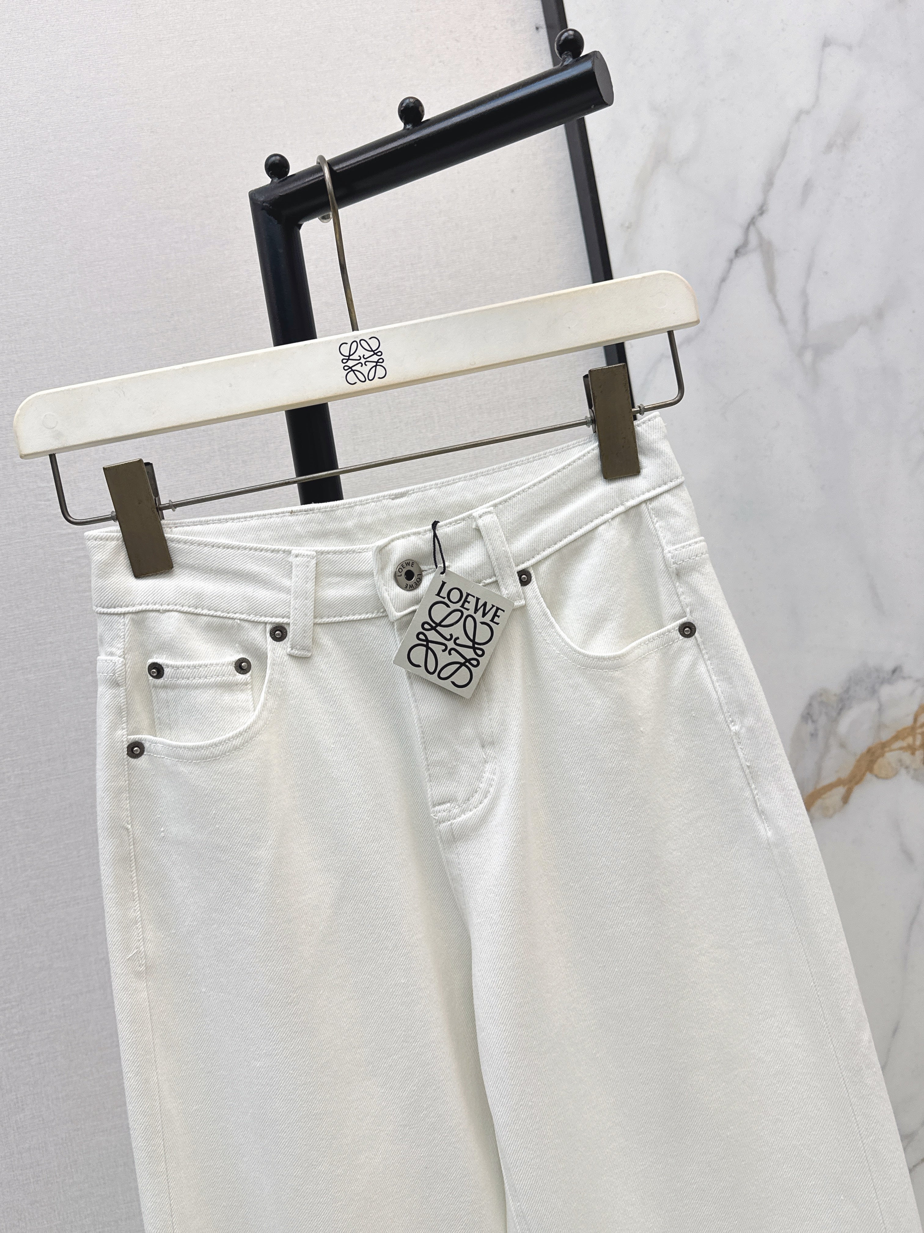 26SS New Straight-Leg Jeans