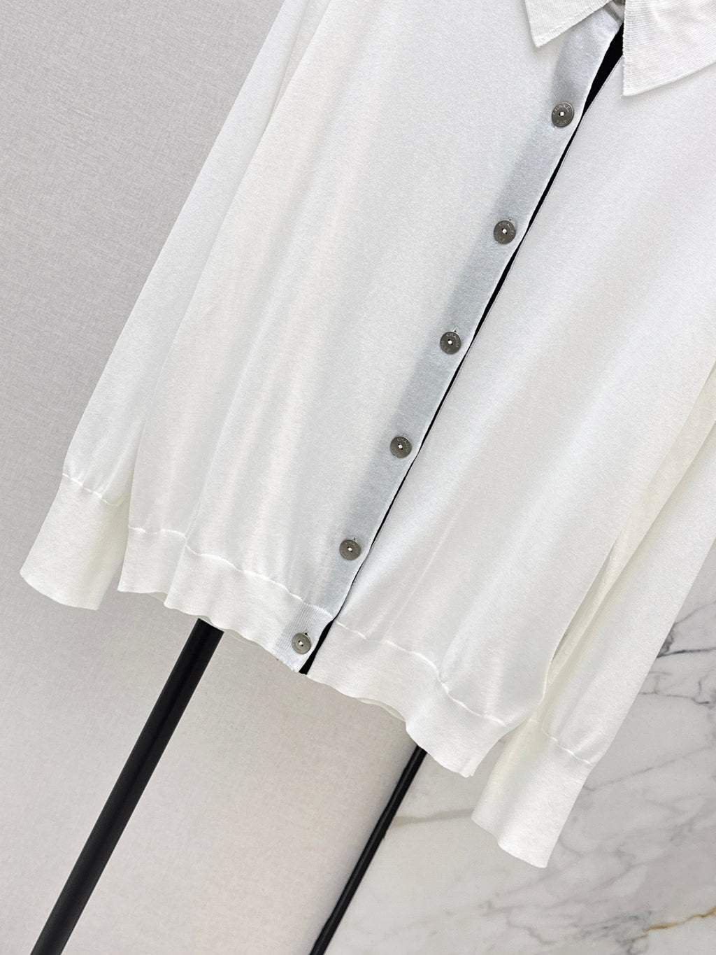 26SS New Arrival: Lapel Cardigan with Contrast Placket Design