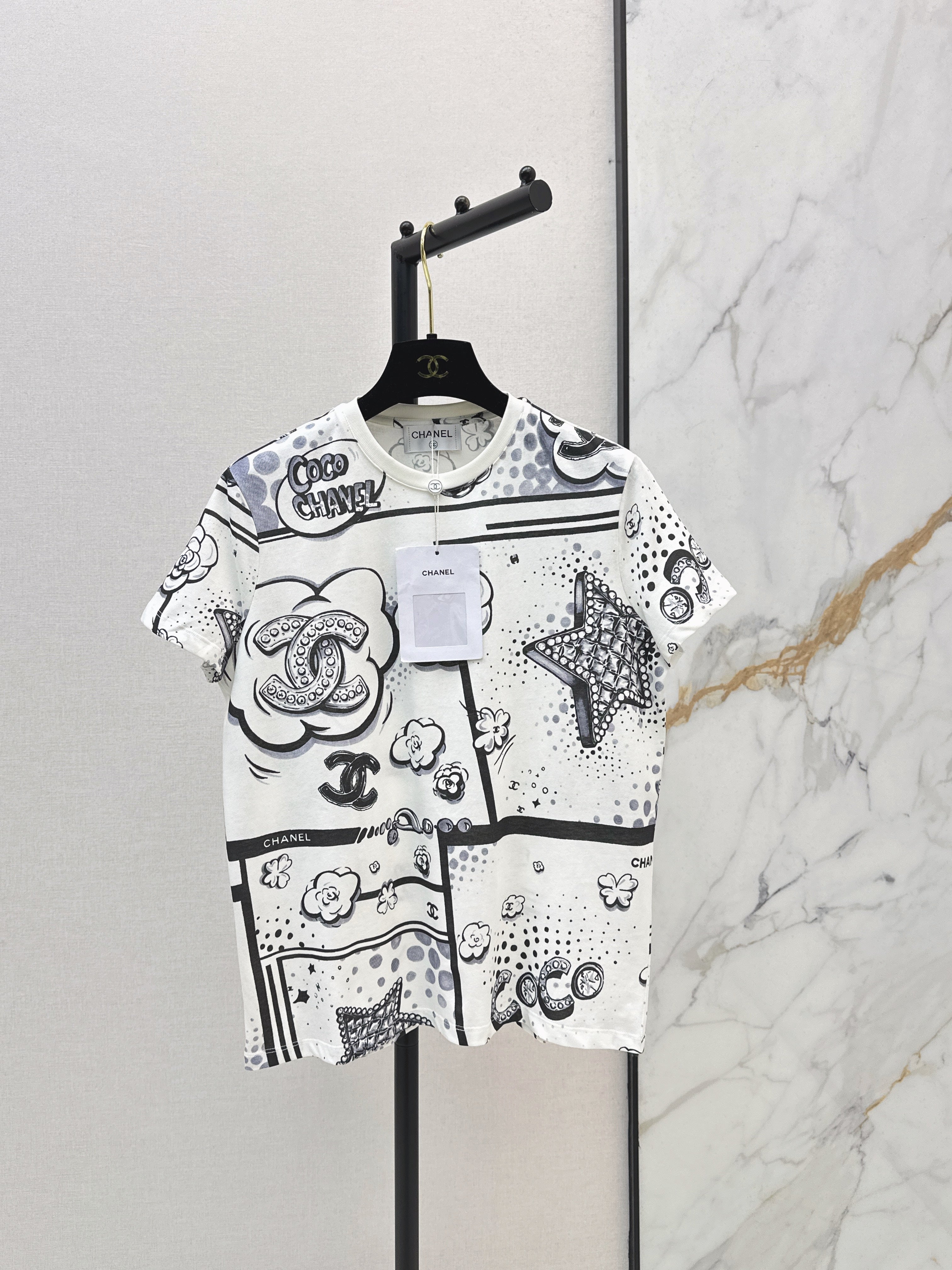 26SS Camellia & Pearl Chain Print Short-Sleeve T-Shirt
