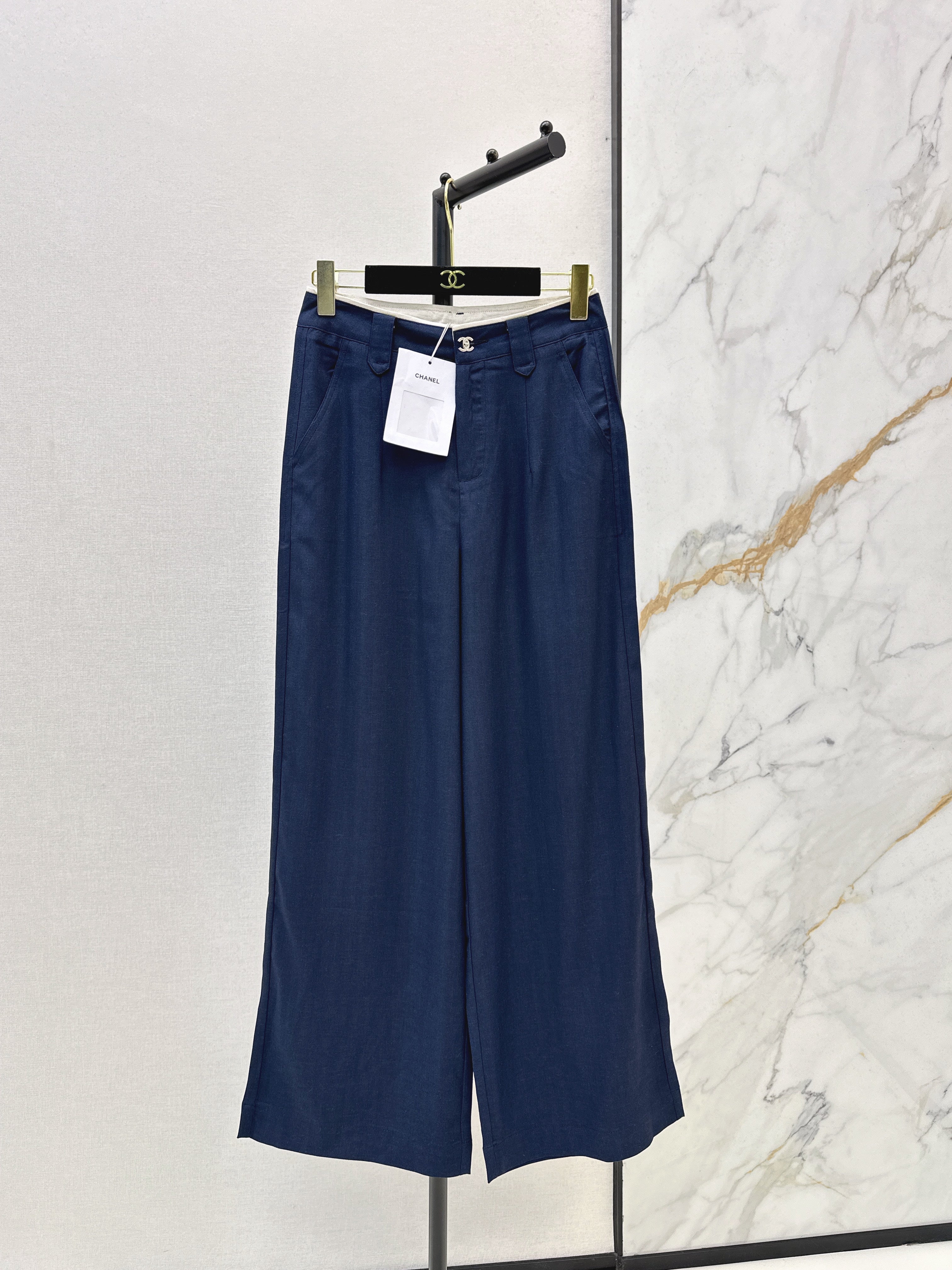 26SS Relaxed-Fit High-Waisted Wide-Leg Trousers