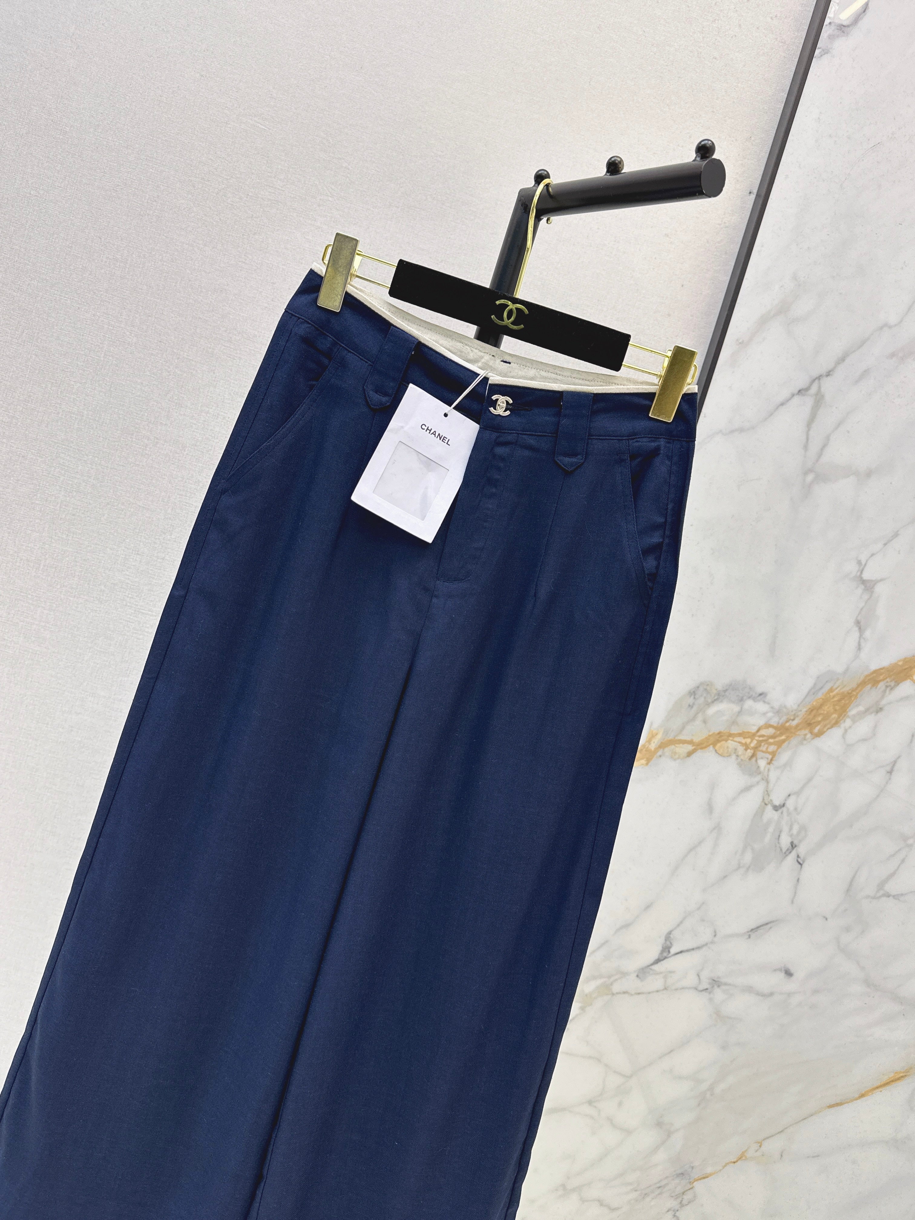 26SS Relaxed-Fit High-Waisted Wide-Leg Trousers