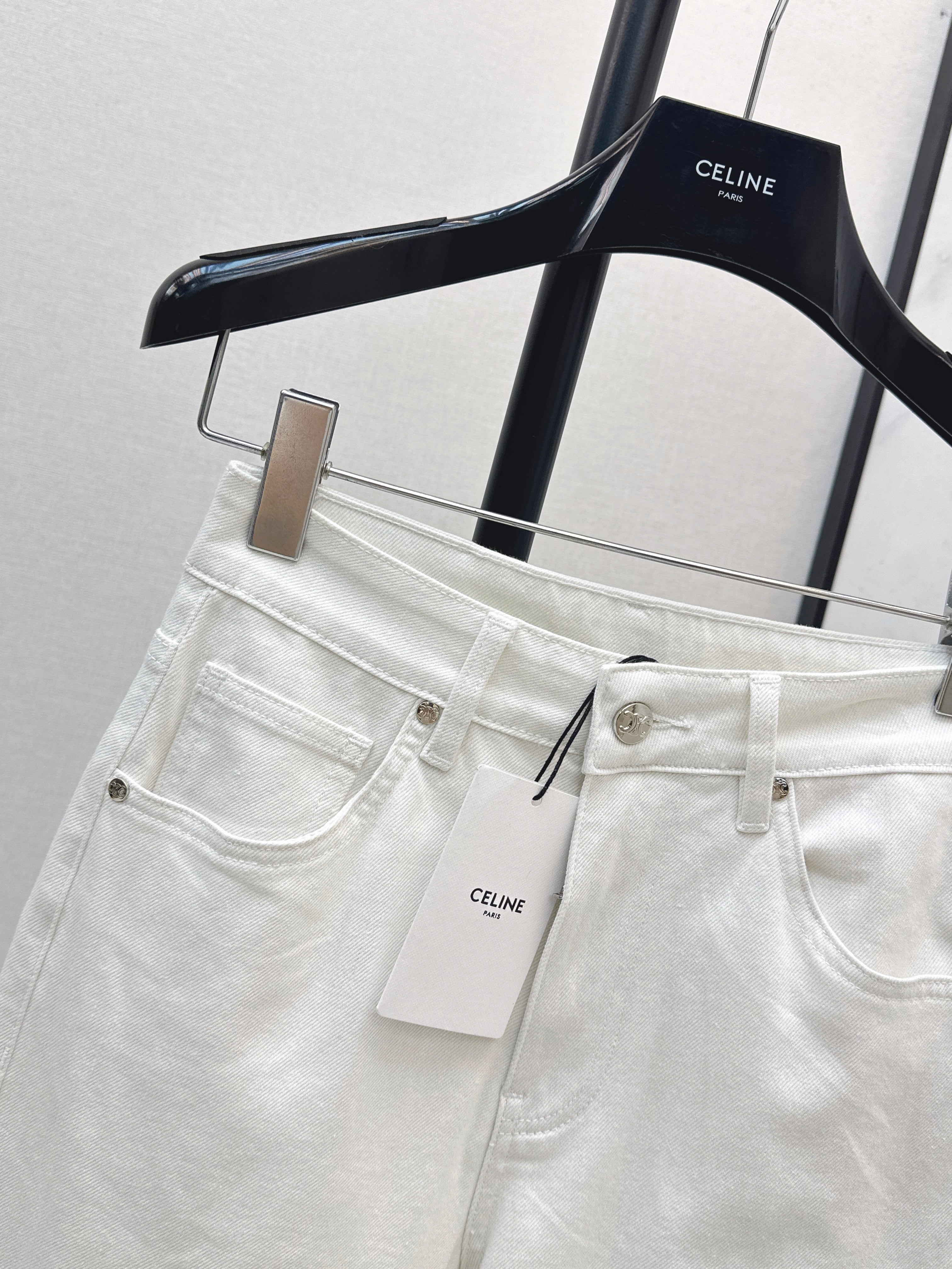 26SS New Straight-Leg Jeans