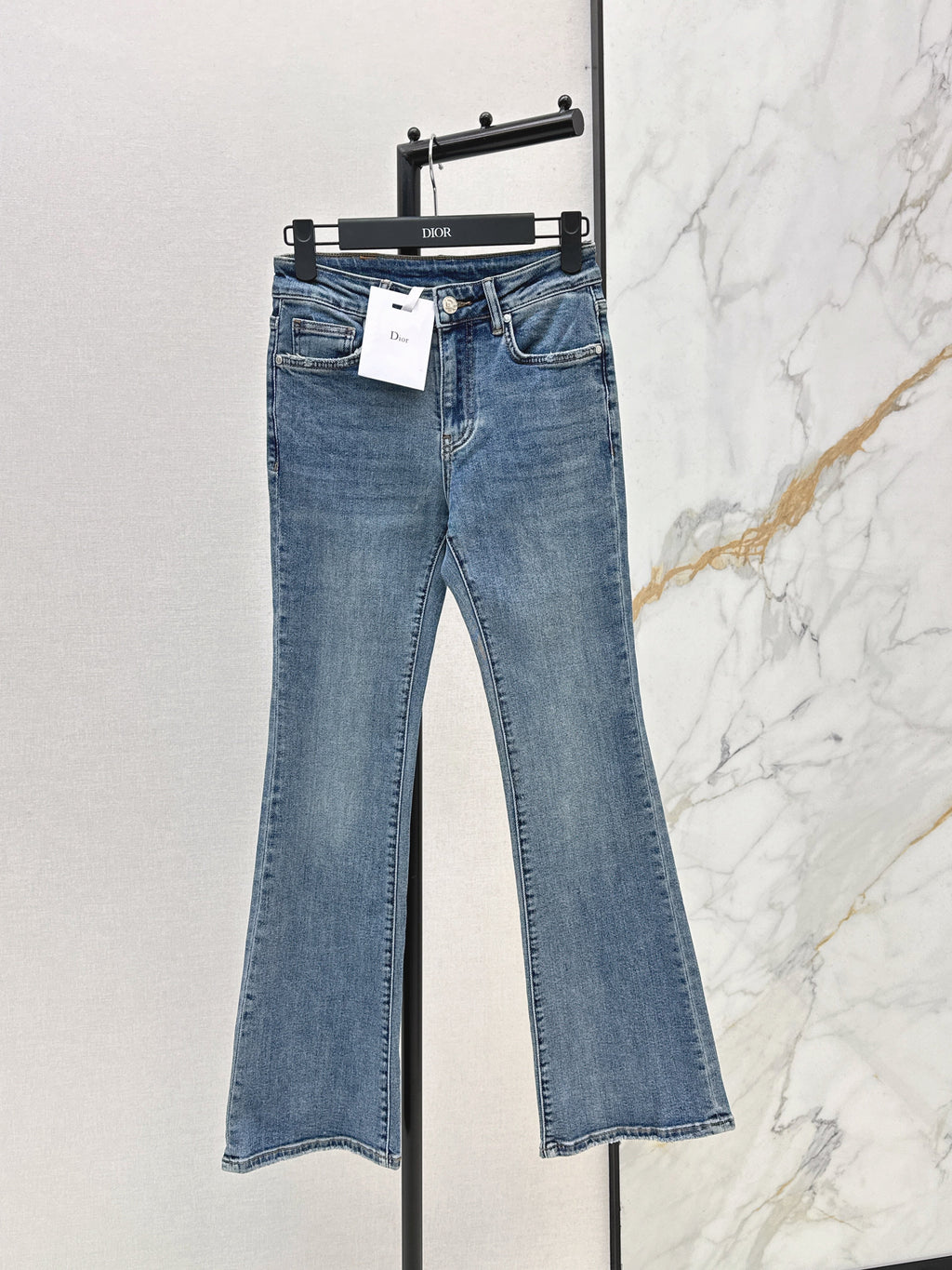 26SS New Slim-Fit Flared Jeans