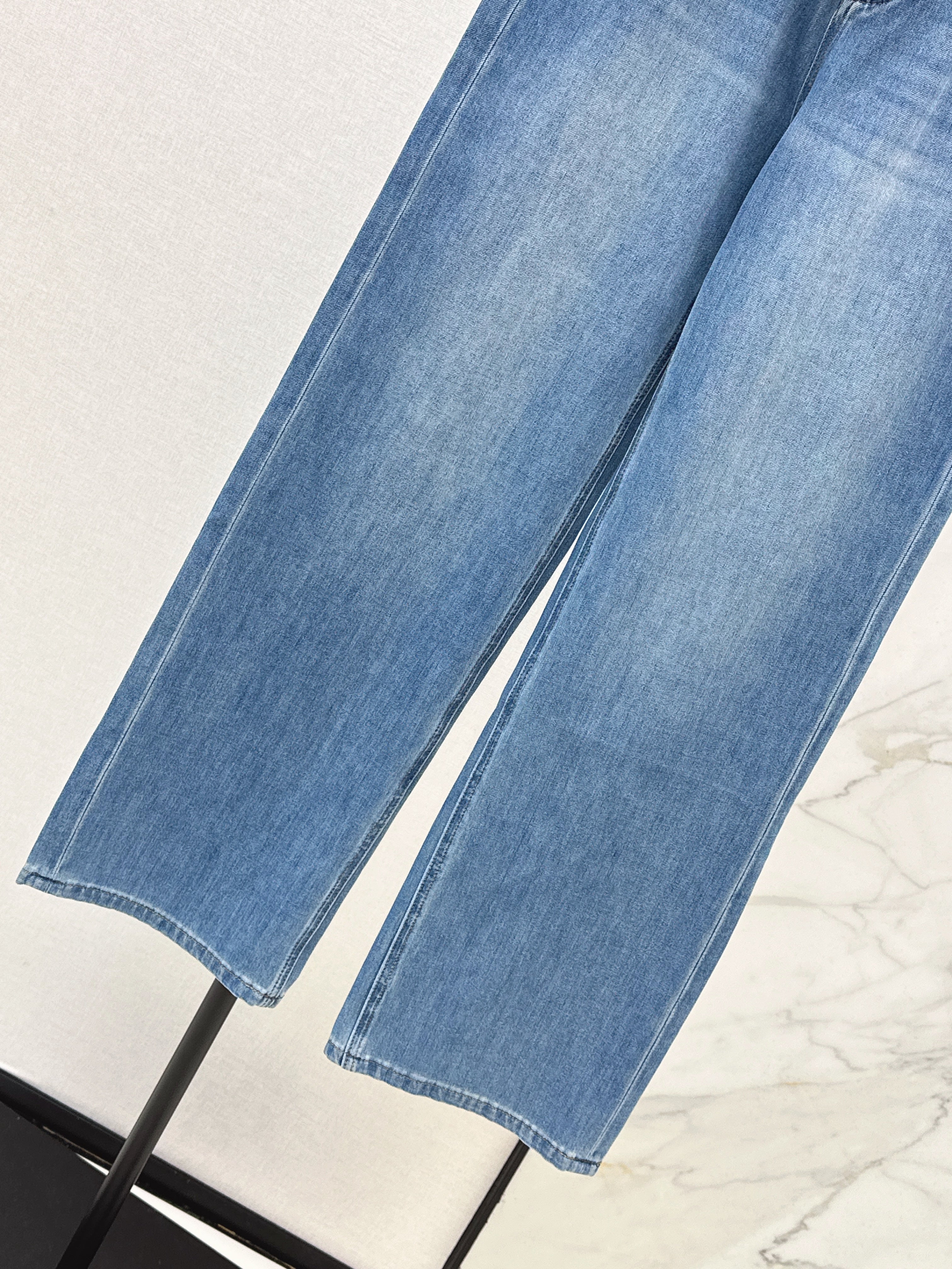 26SS Spring/Summer New Straight Leg Jeans