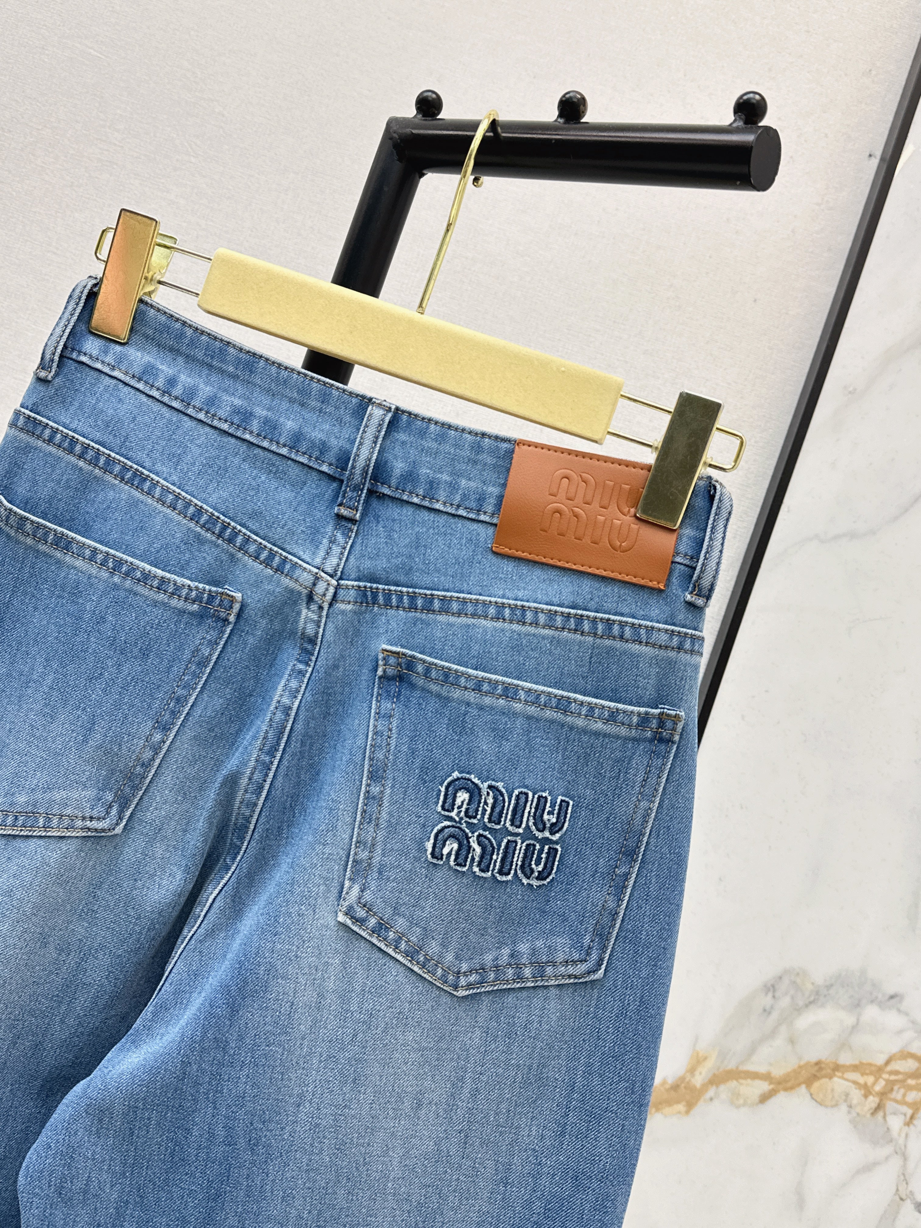26SS Spring/Summer New Straight Leg Jeans
