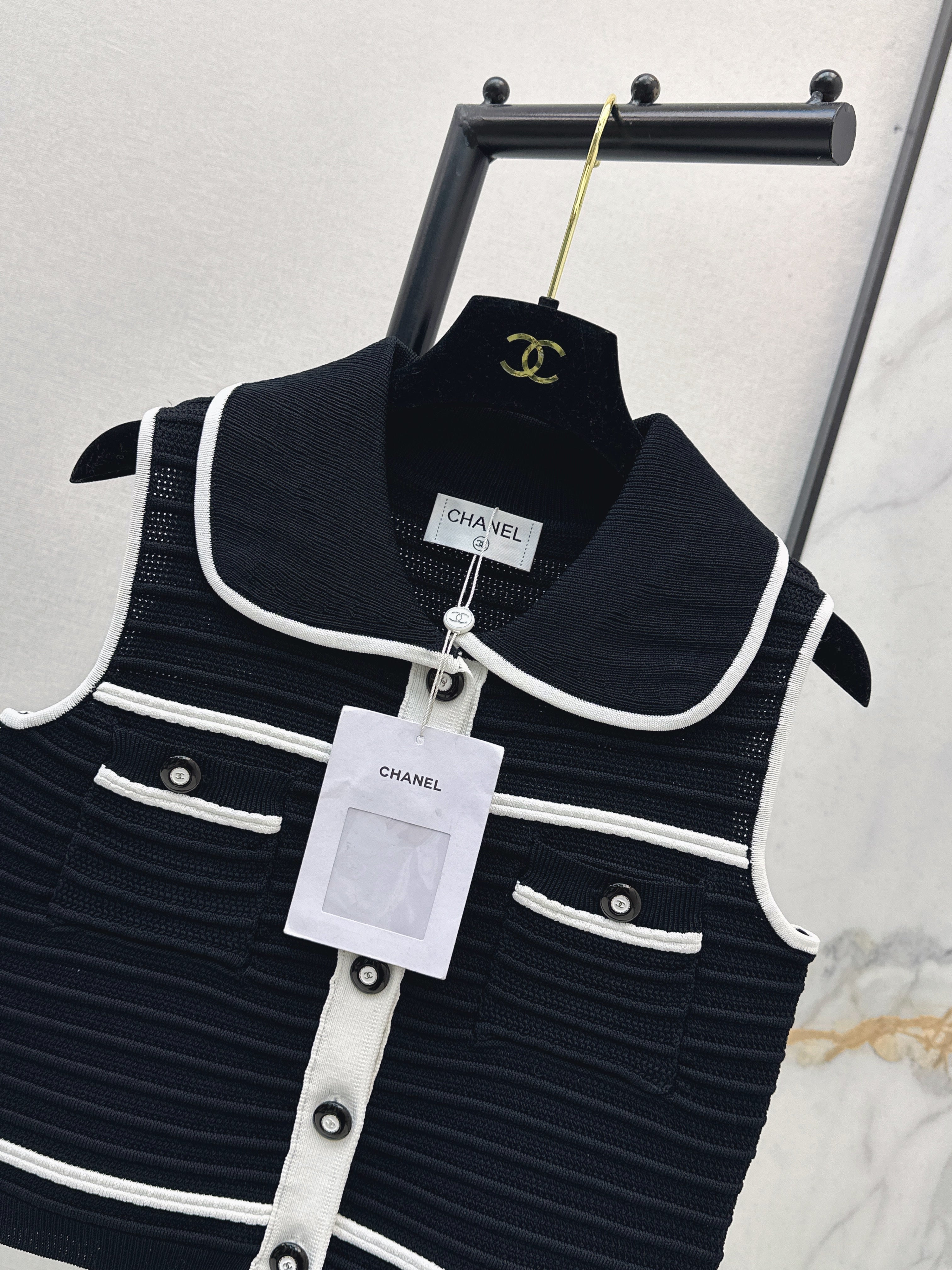 26SS Spring/Summer Color-Blocked Striped Peter Pan Collar Knit Short Sleeve