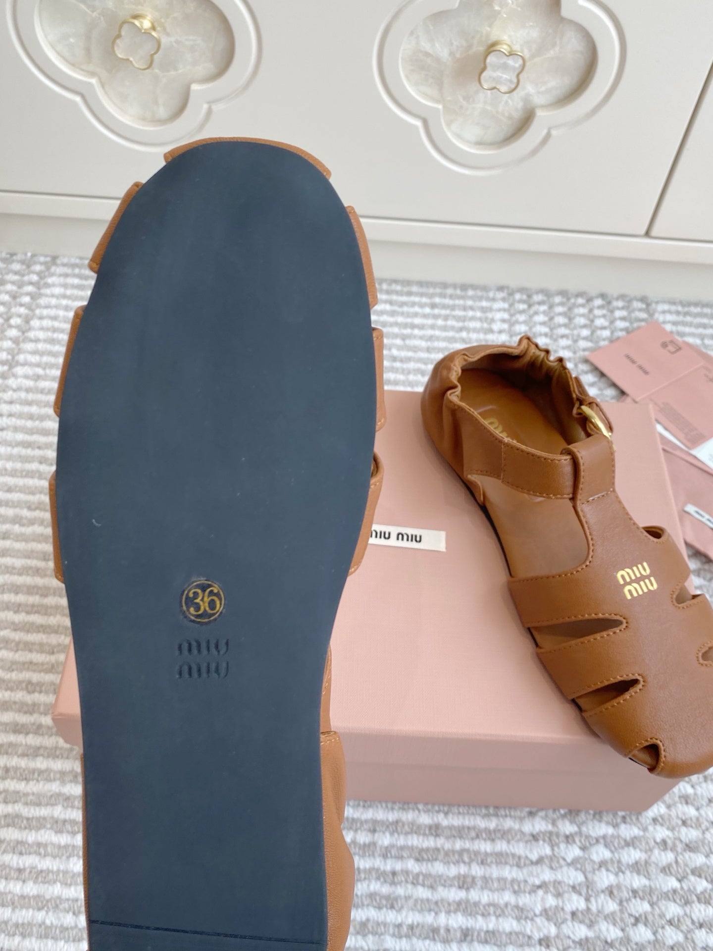 Super soft openwork Roman sandals