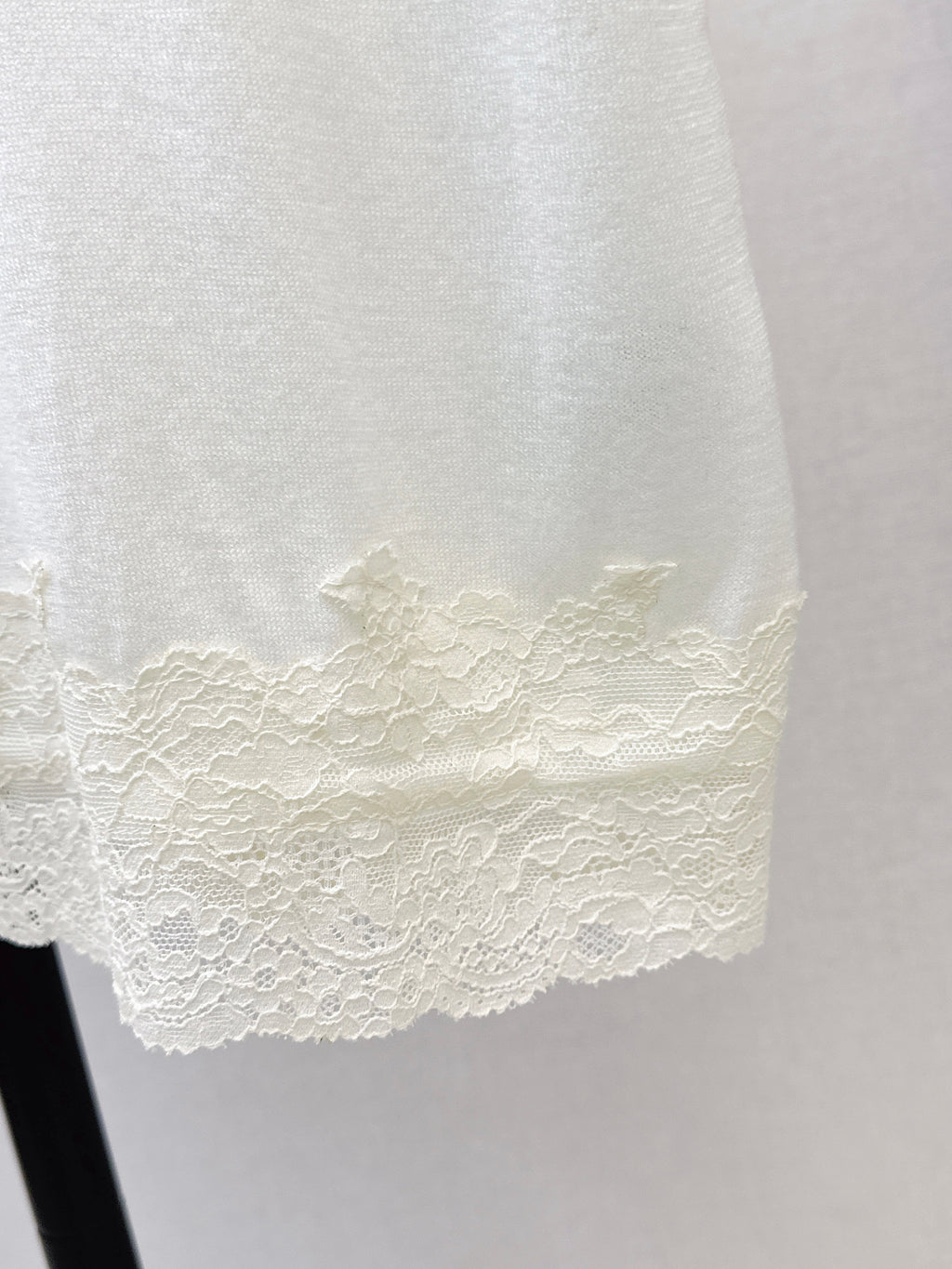 26SS NEW Lace Trim Round Neck Short Sleeve Knit Top