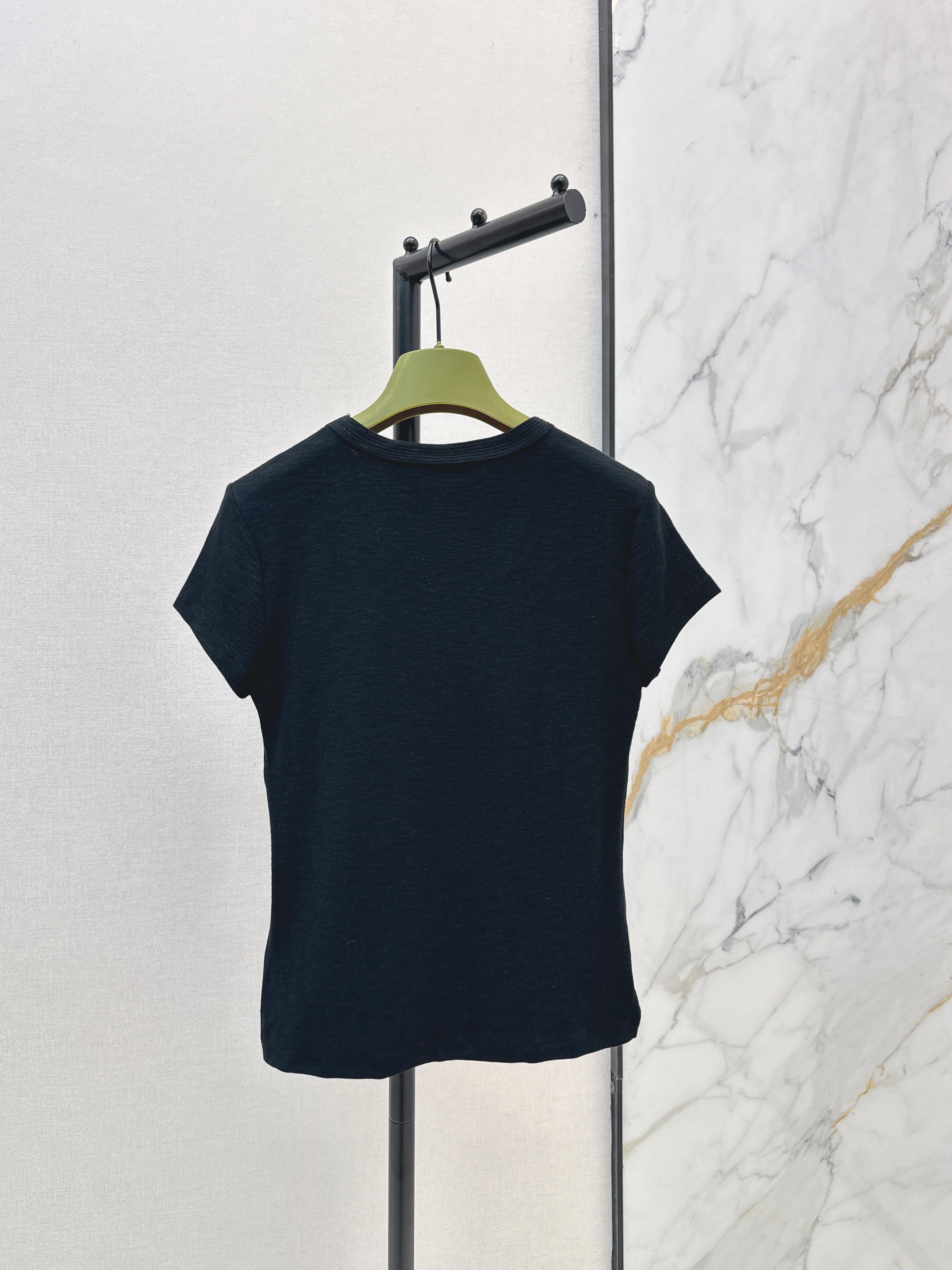 26SS Hardware-Decorated U-Neck T-Shirt
