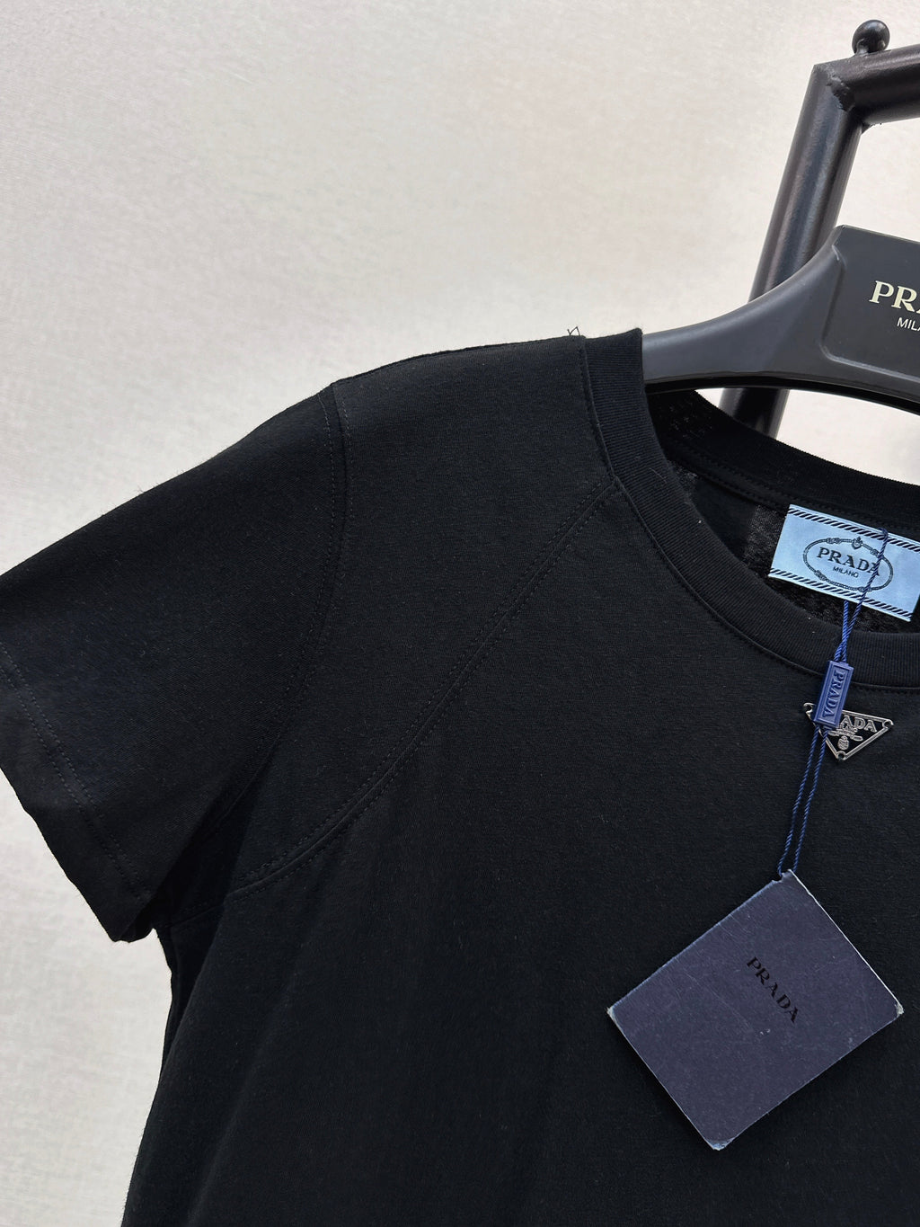 26SS New Triangle Logo Raglan T-Shirt