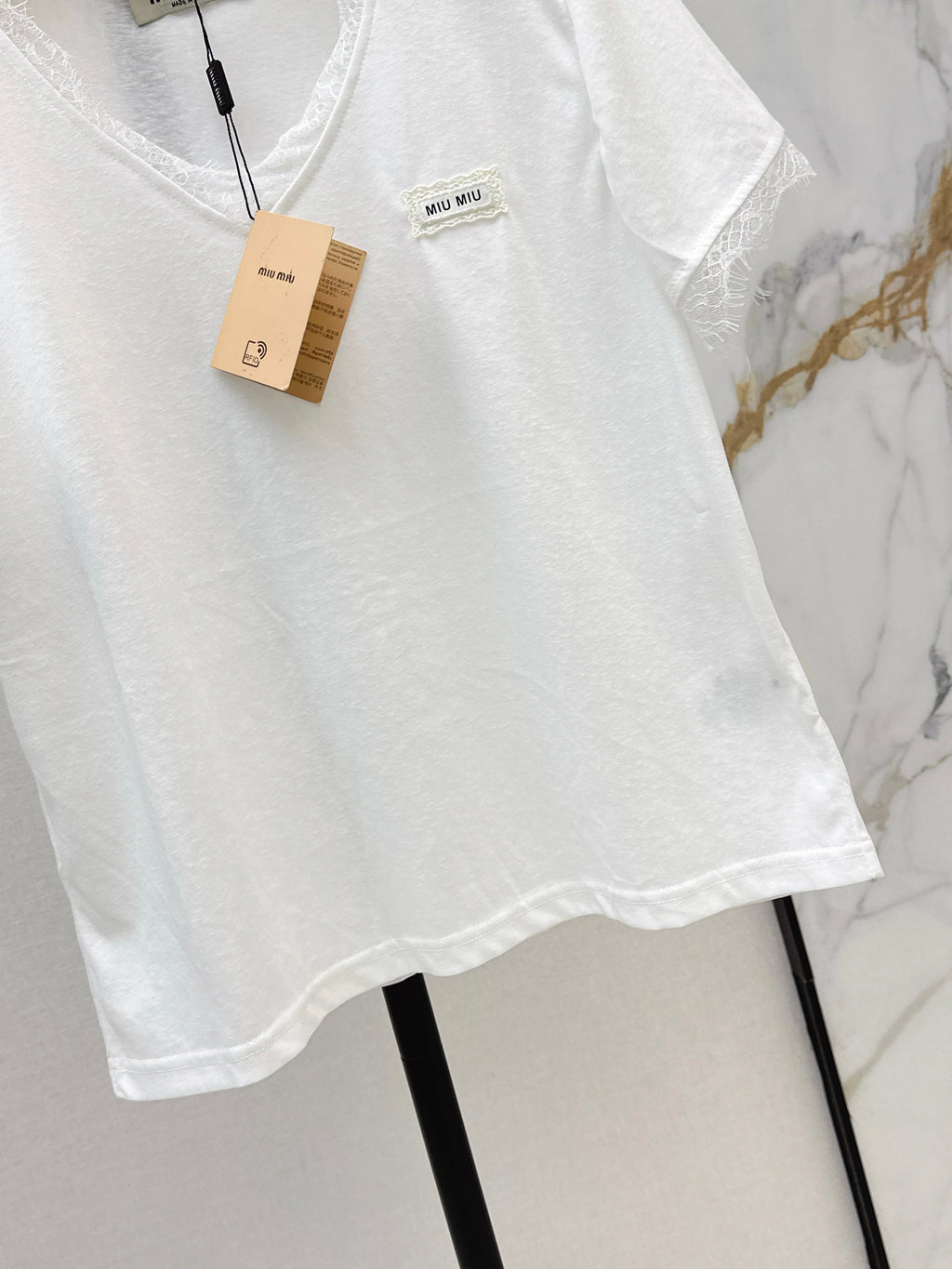 26SS New Lace-Trimmed V-Neck T-Shirt