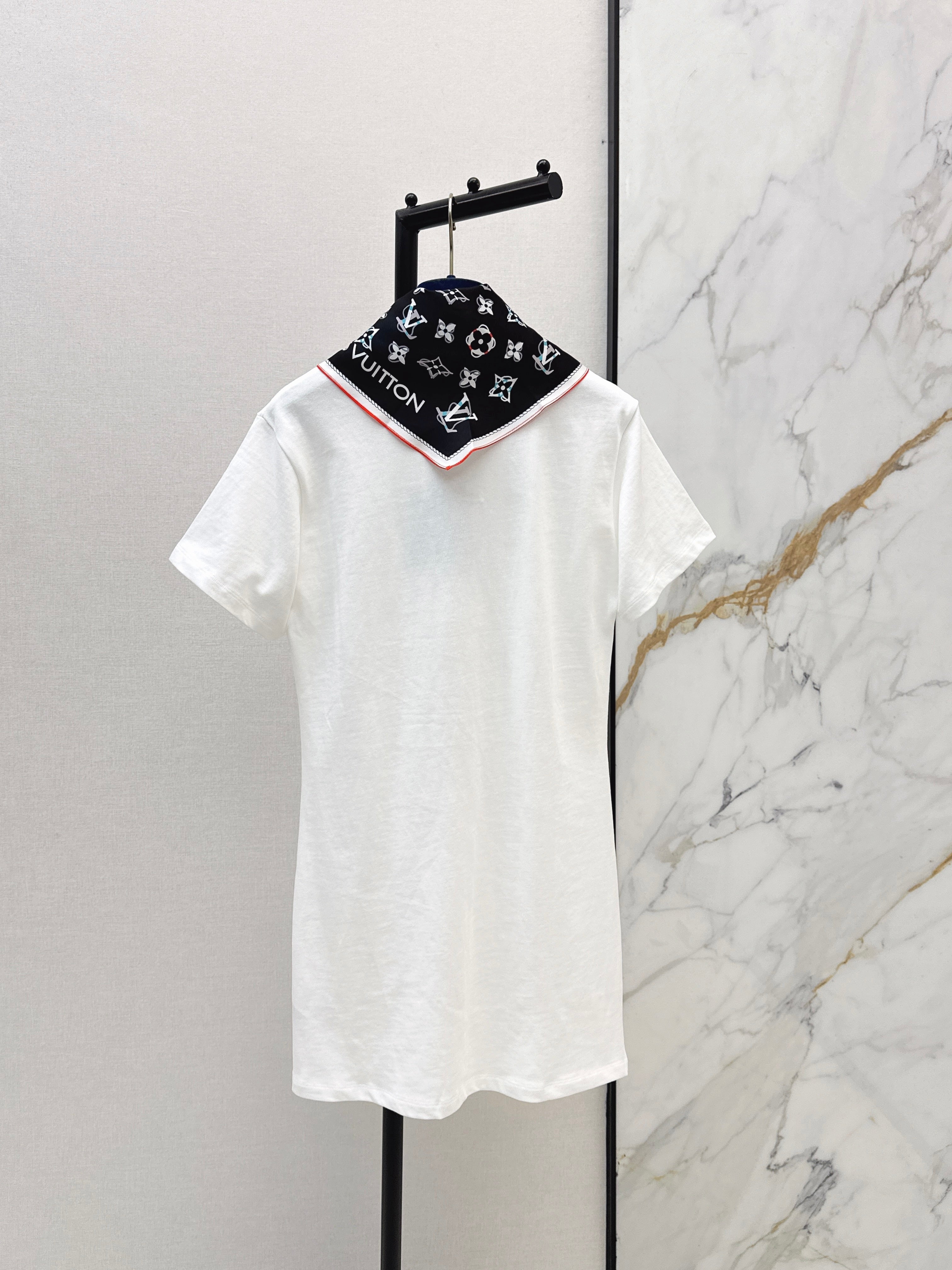 26SS New Arrival: Longline T-Shirt with Printed Silk Scarf Embellishment