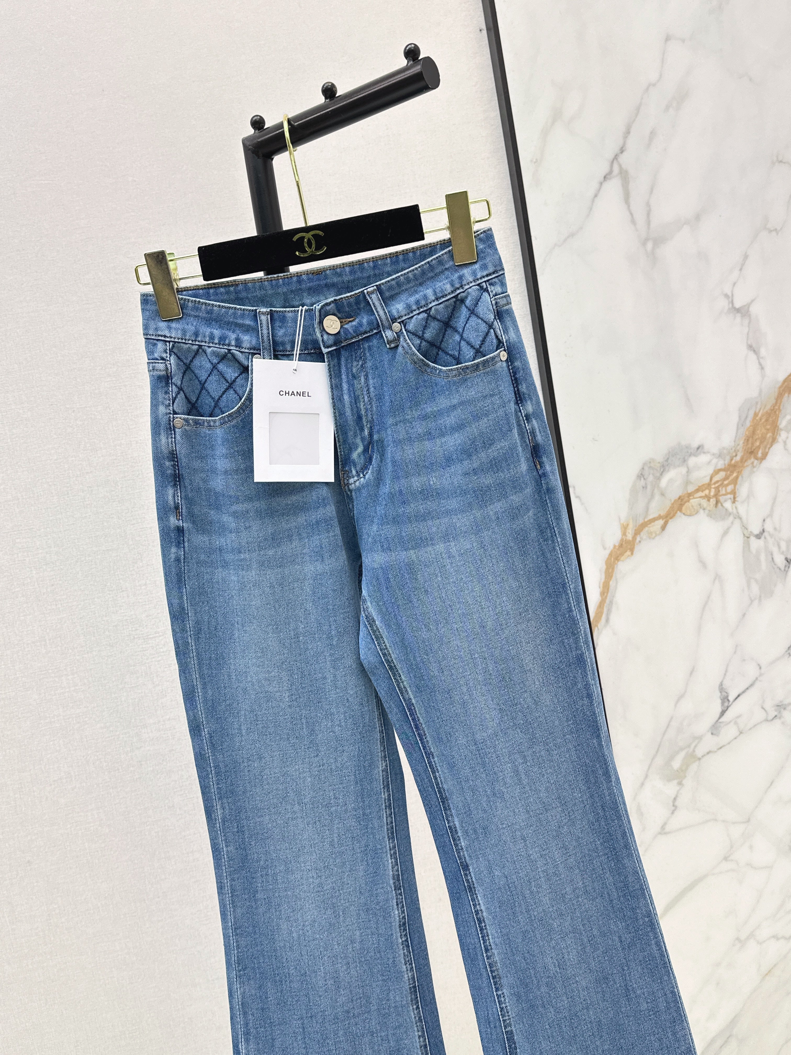 26SS Versatile Denim Jeans