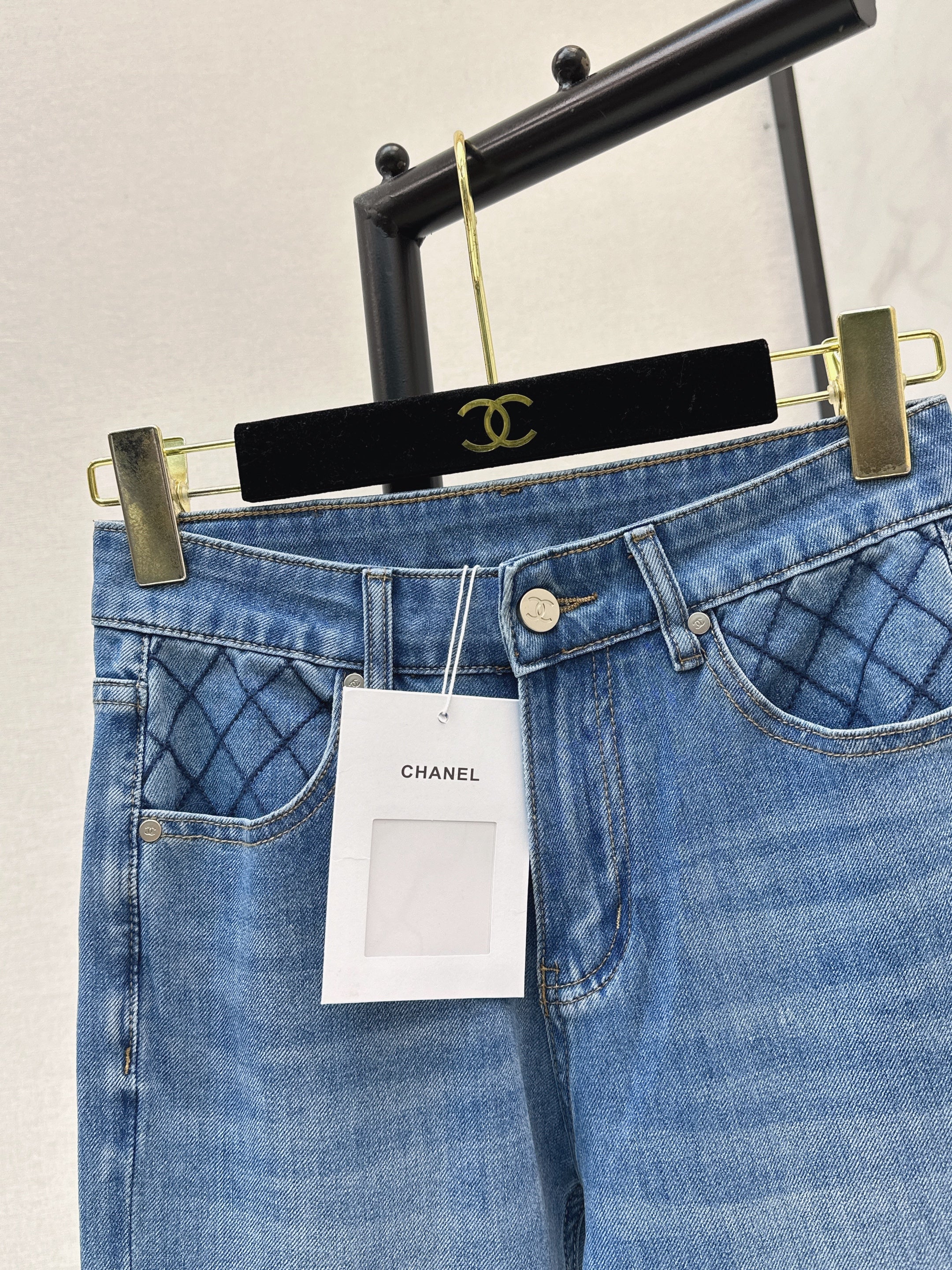 26SS Versatile Denim Jeans