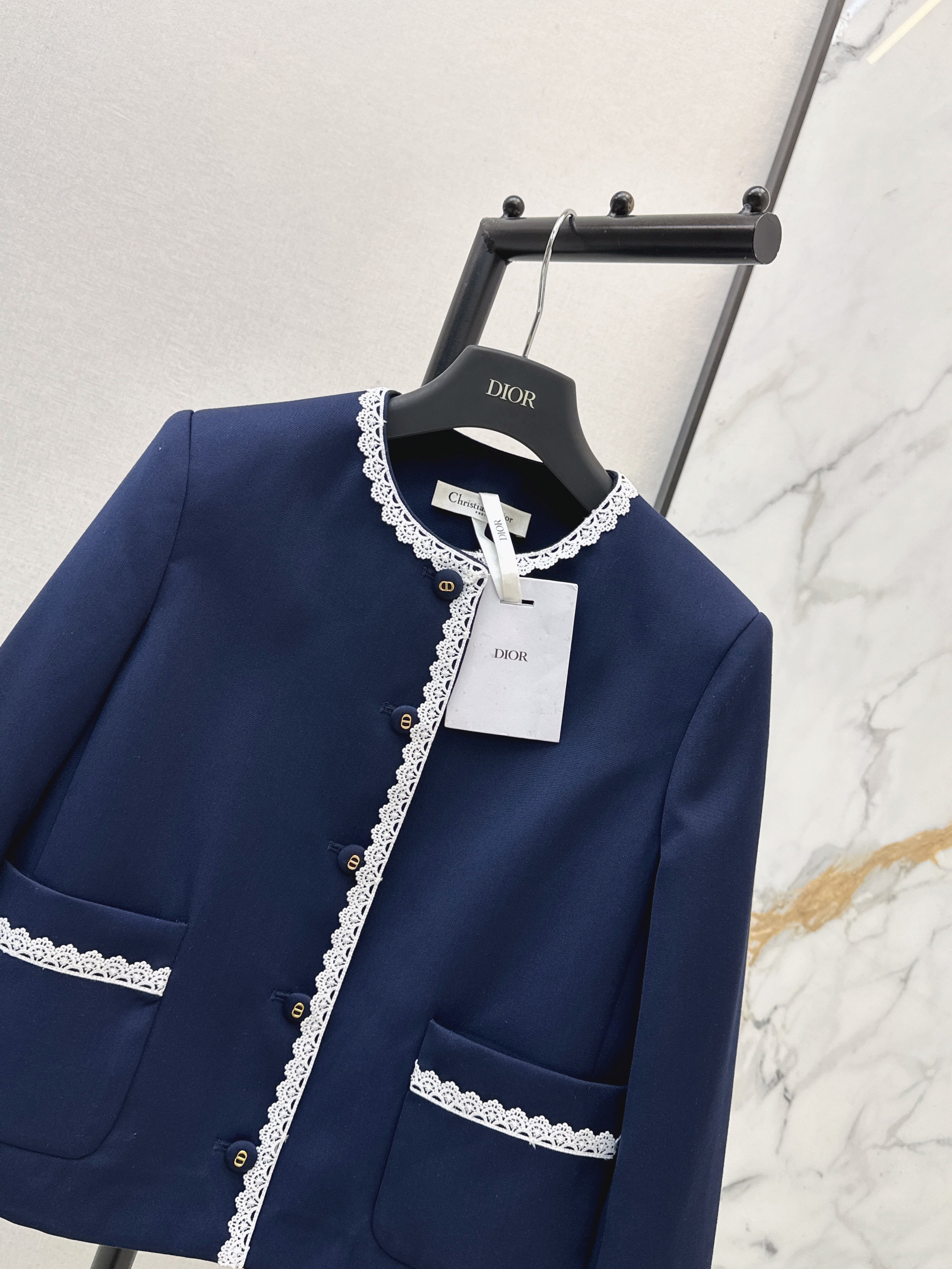 26SS Contrast-Trimmed Lace-Detailed Crewneck Jacket