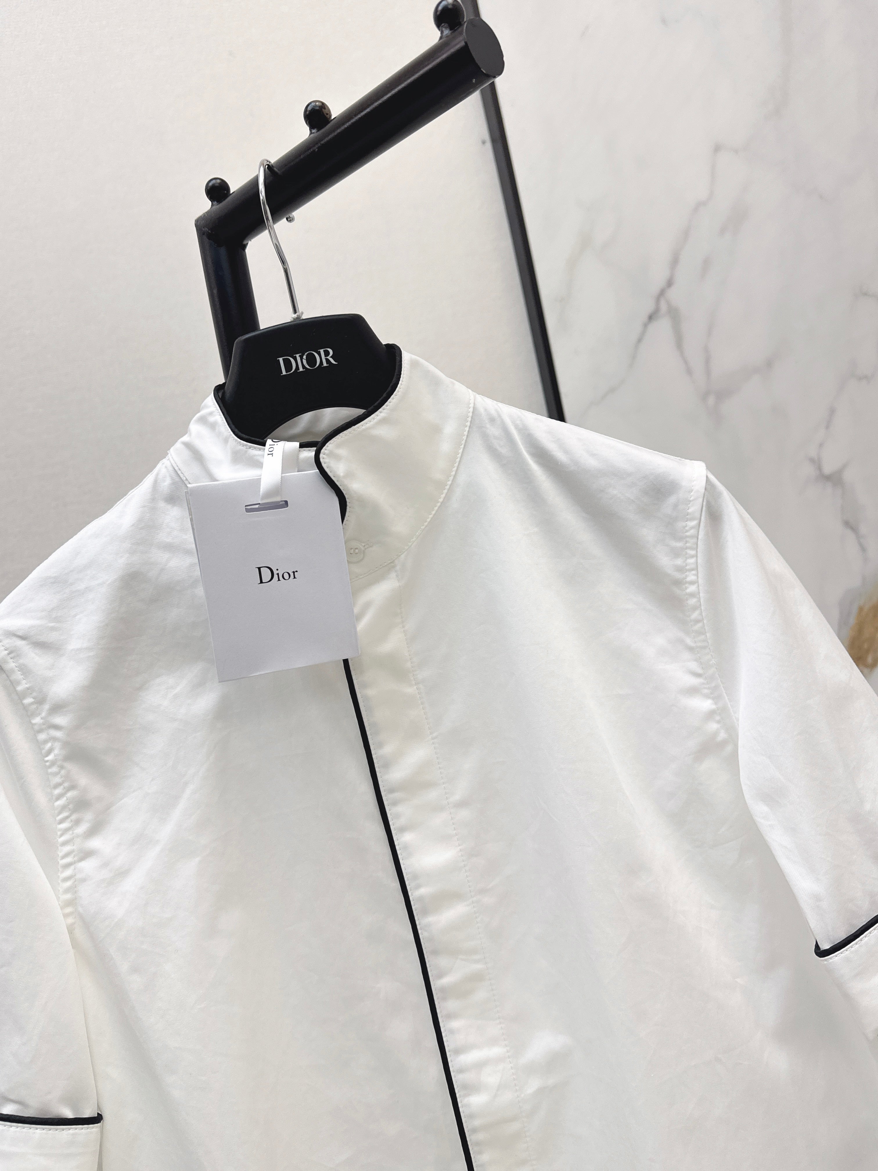 26SS — Retro Stand-Collar Shirt with Contrast Piping Trim