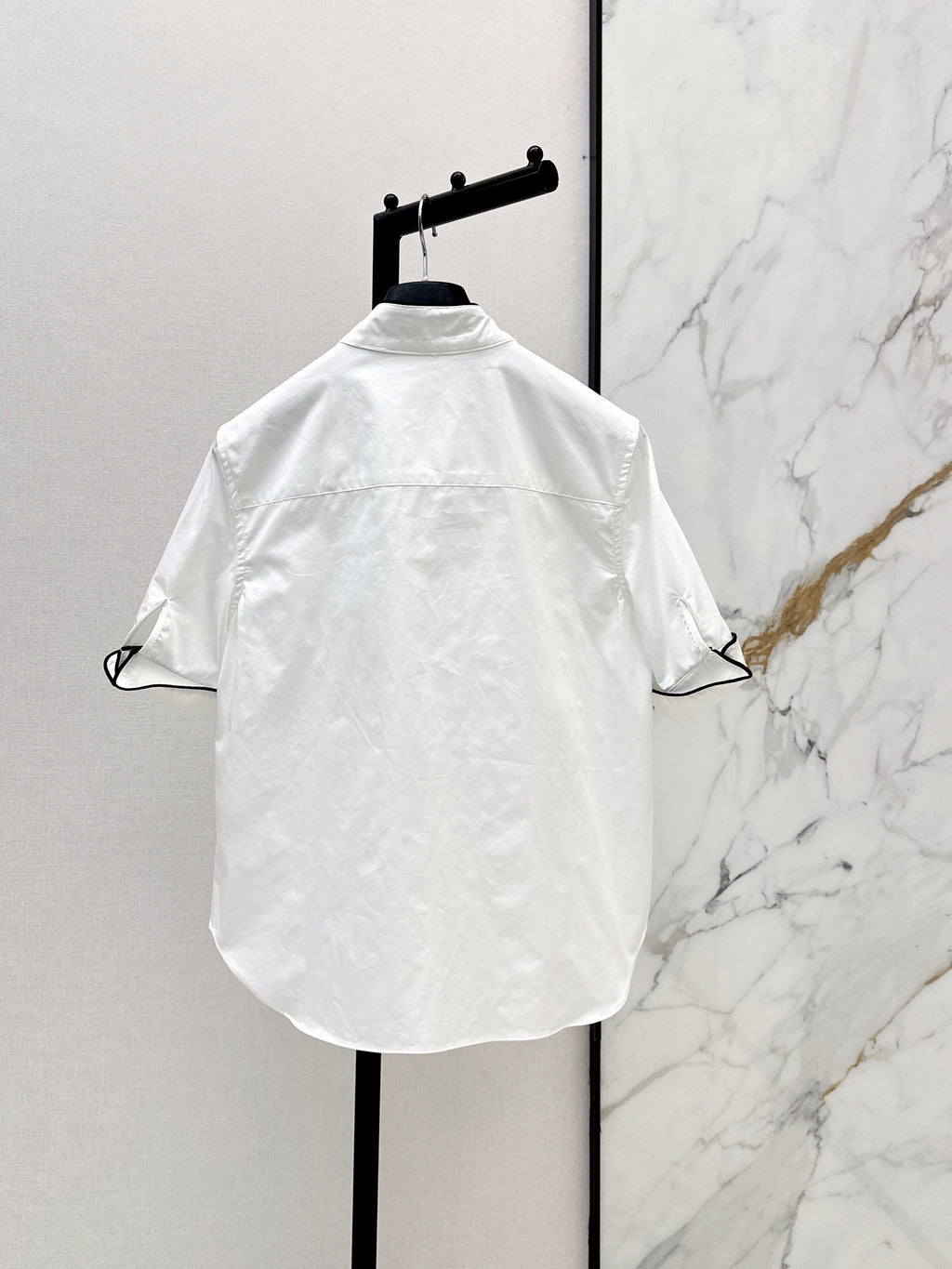 26SS — Retro Stand-Collar Shirt with Contrast Piping Trim