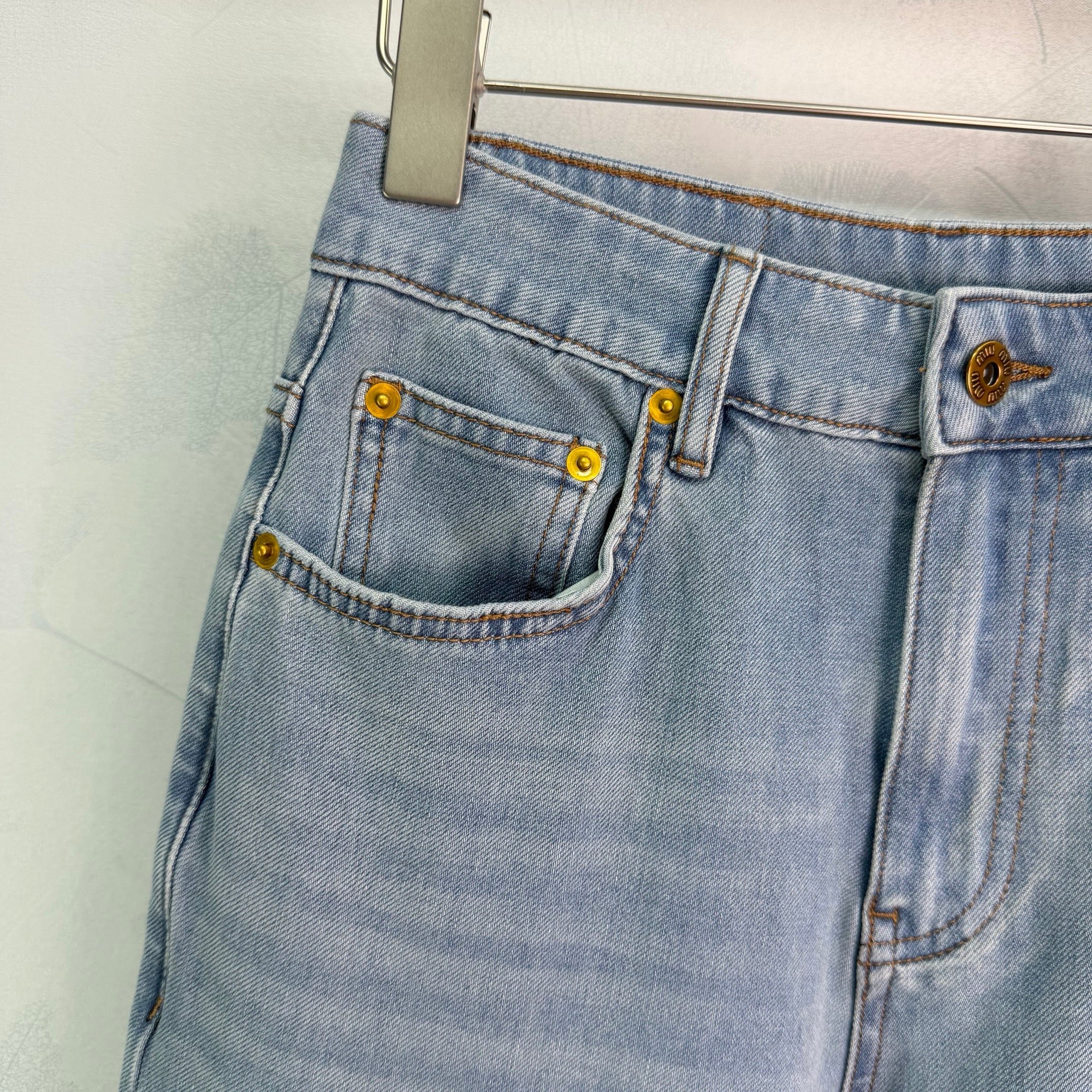 2026 New High-Waisted Wide-Leg Jeans