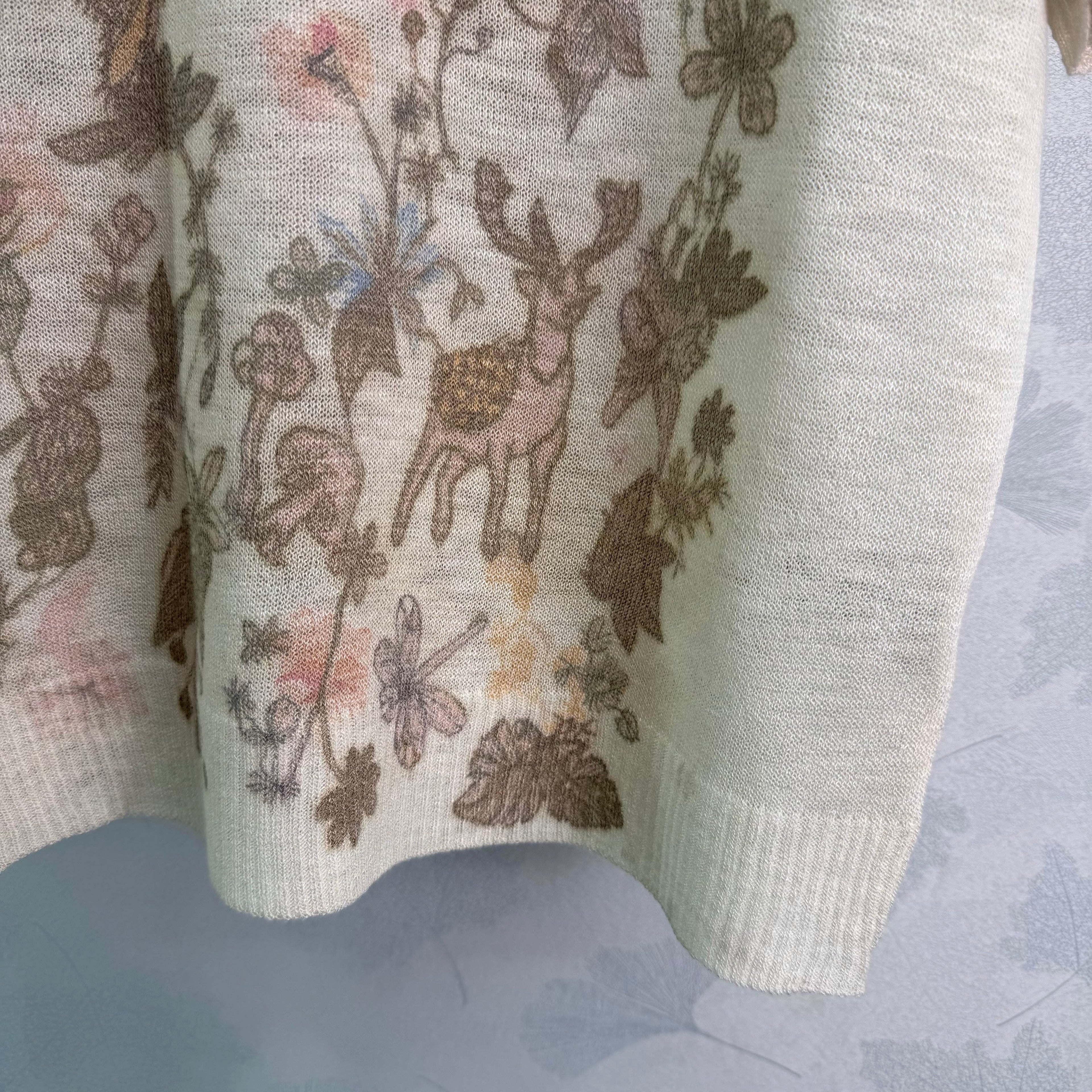 26  New Short-Sleeve Knit Top