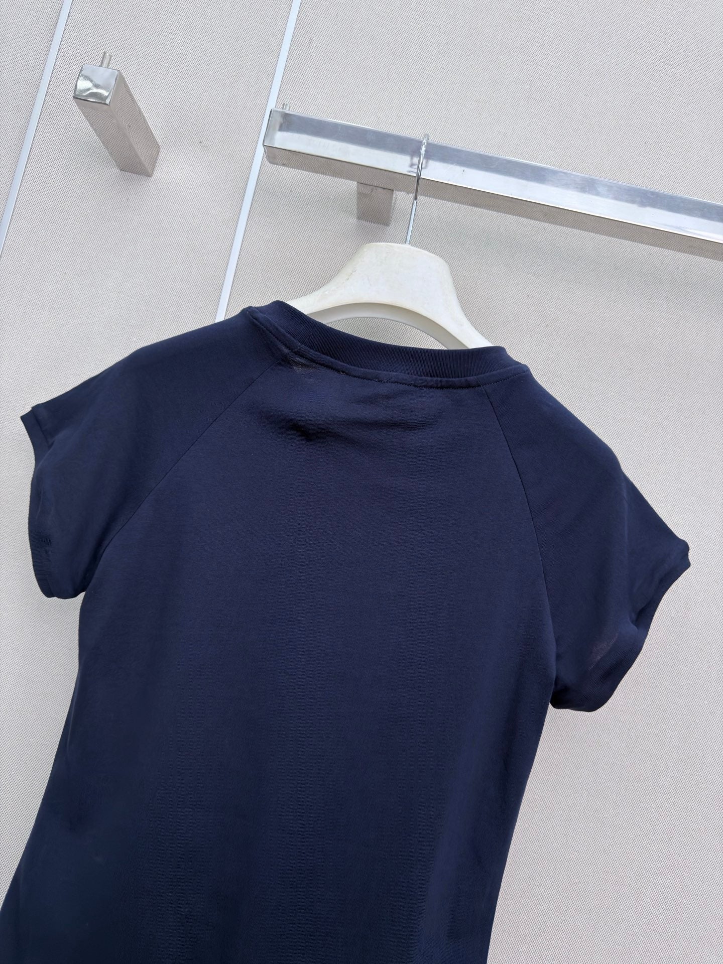 26 New Style Embroidered Crew-Neck Short-Sleeve Top