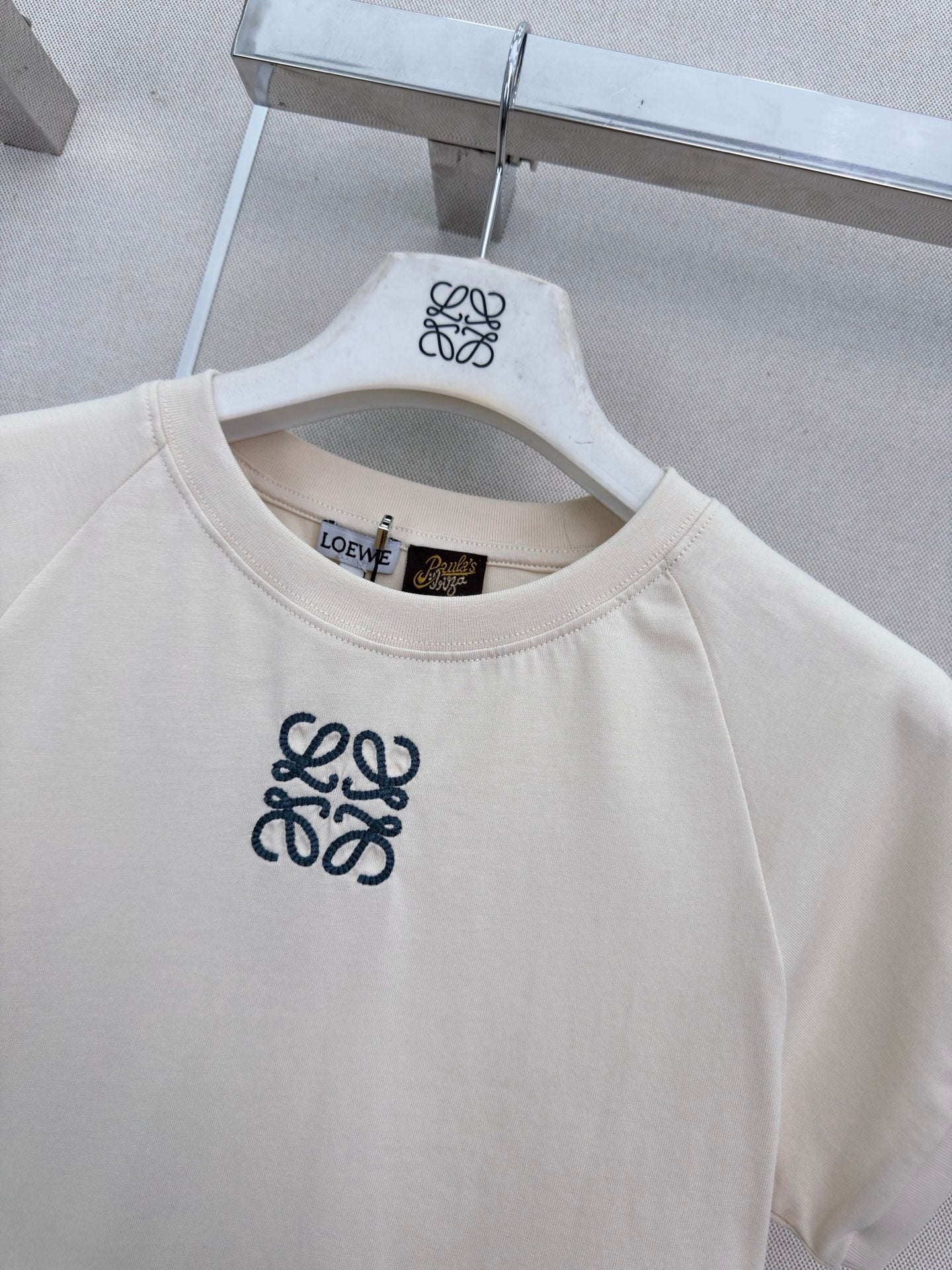 26 New Style Embroidered Crew-Neck Short-Sleeve Top