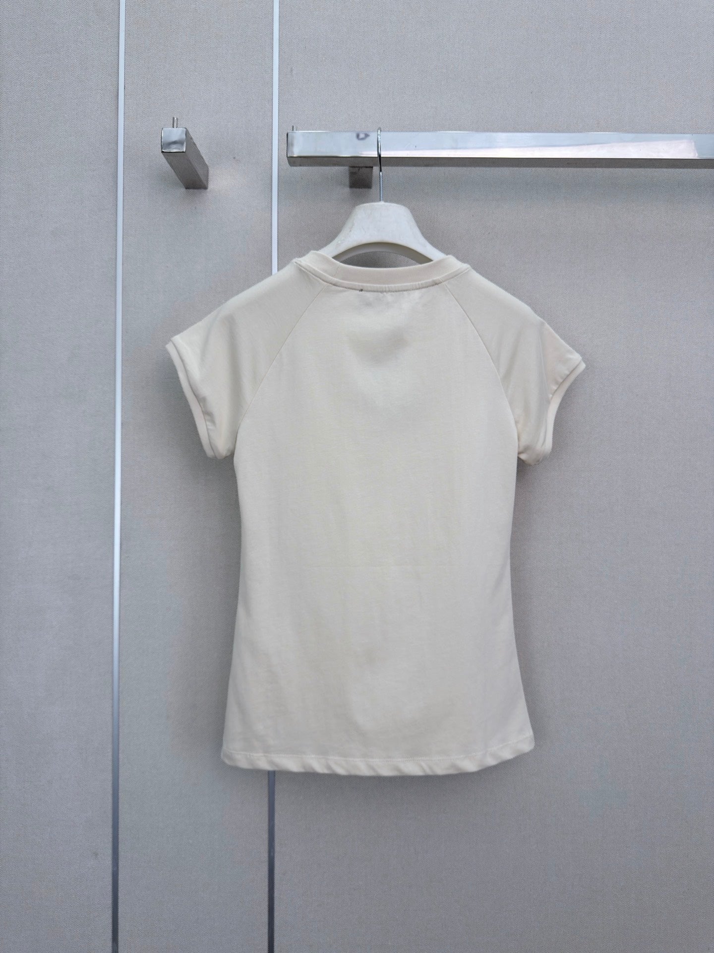 26 New Style Embroidered Crew-Neck Short-Sleeve Top