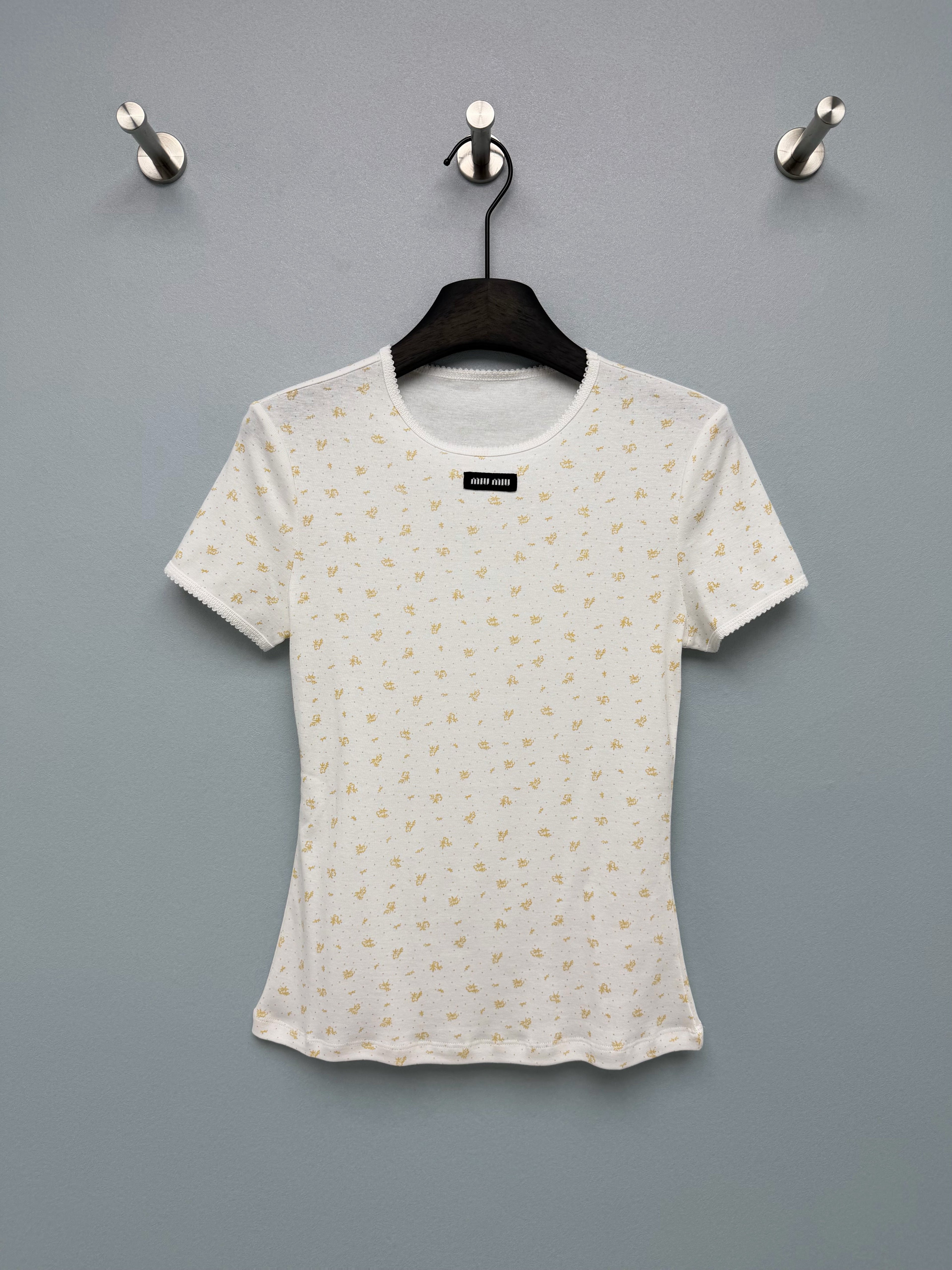 26. New Floral Short-Sleeve Top