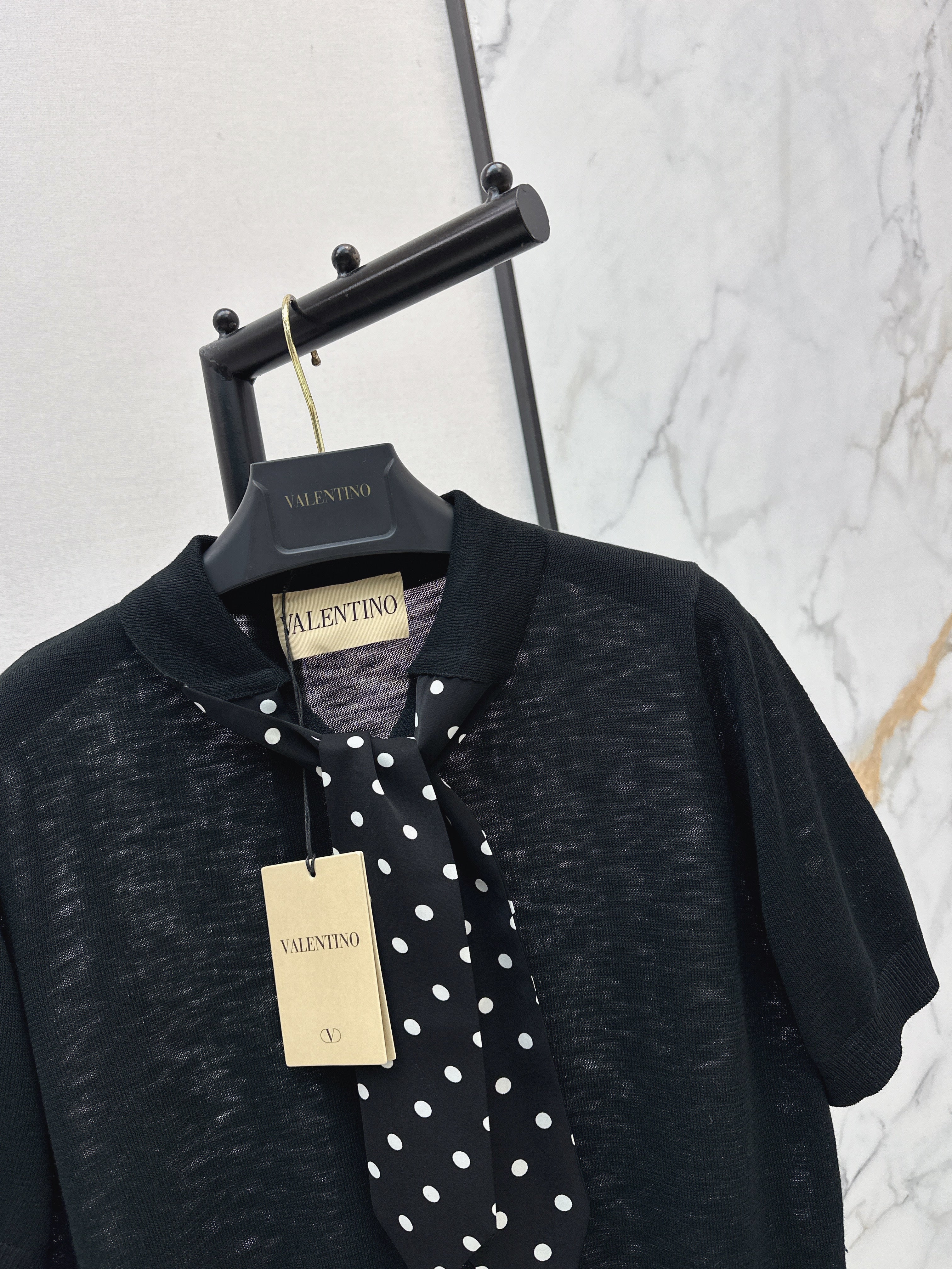 26SS — New Polka-Dot Short-Sleeve Top with Streamers