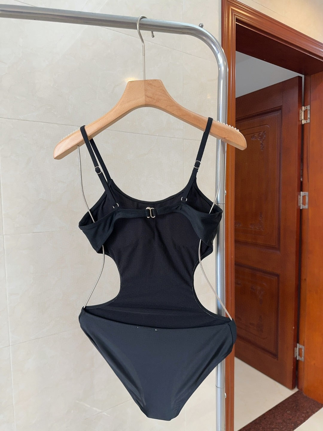 New one-piece swimsuit