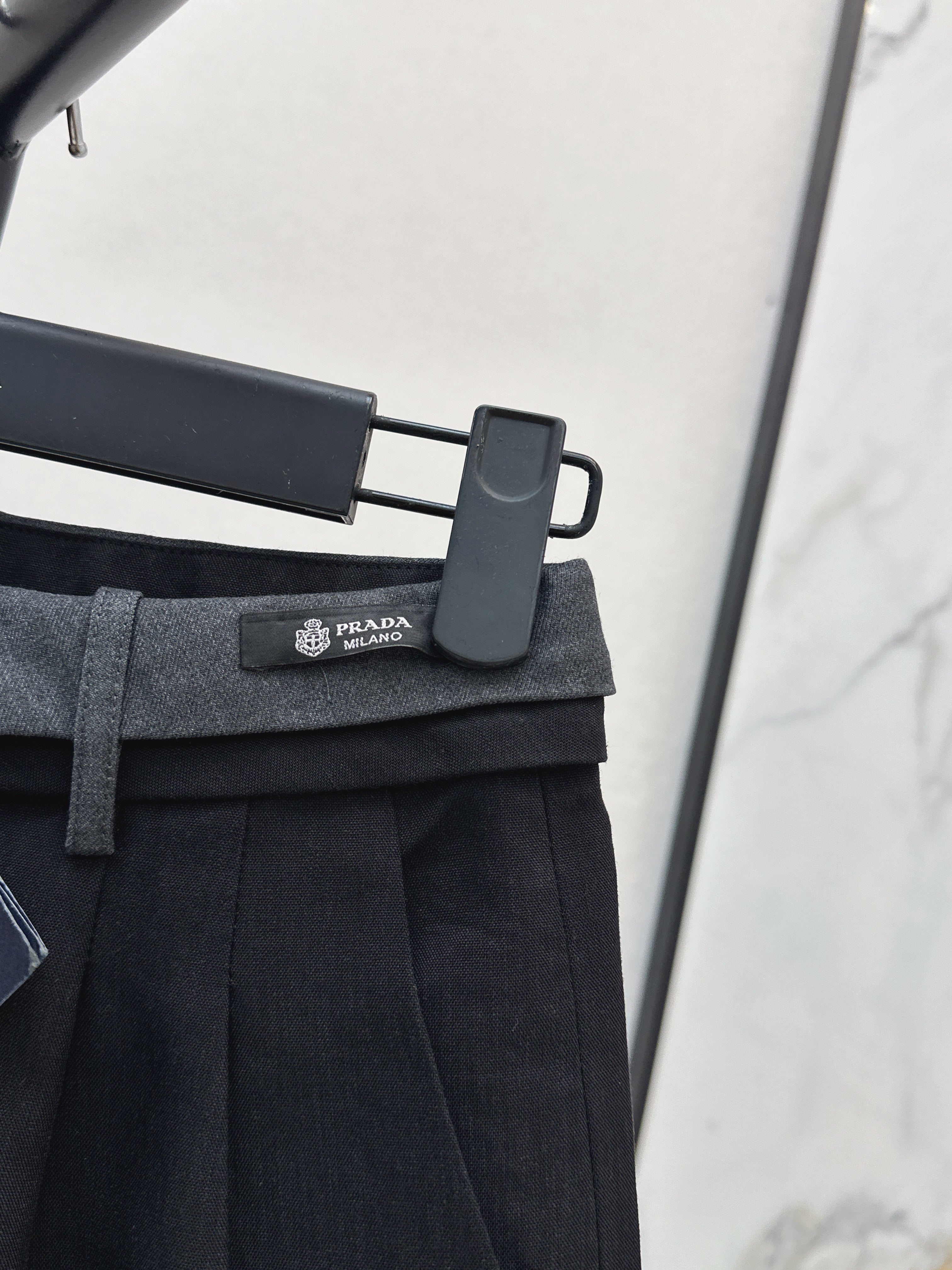 26SS - New Color-Blocked Waistband Design Shorts