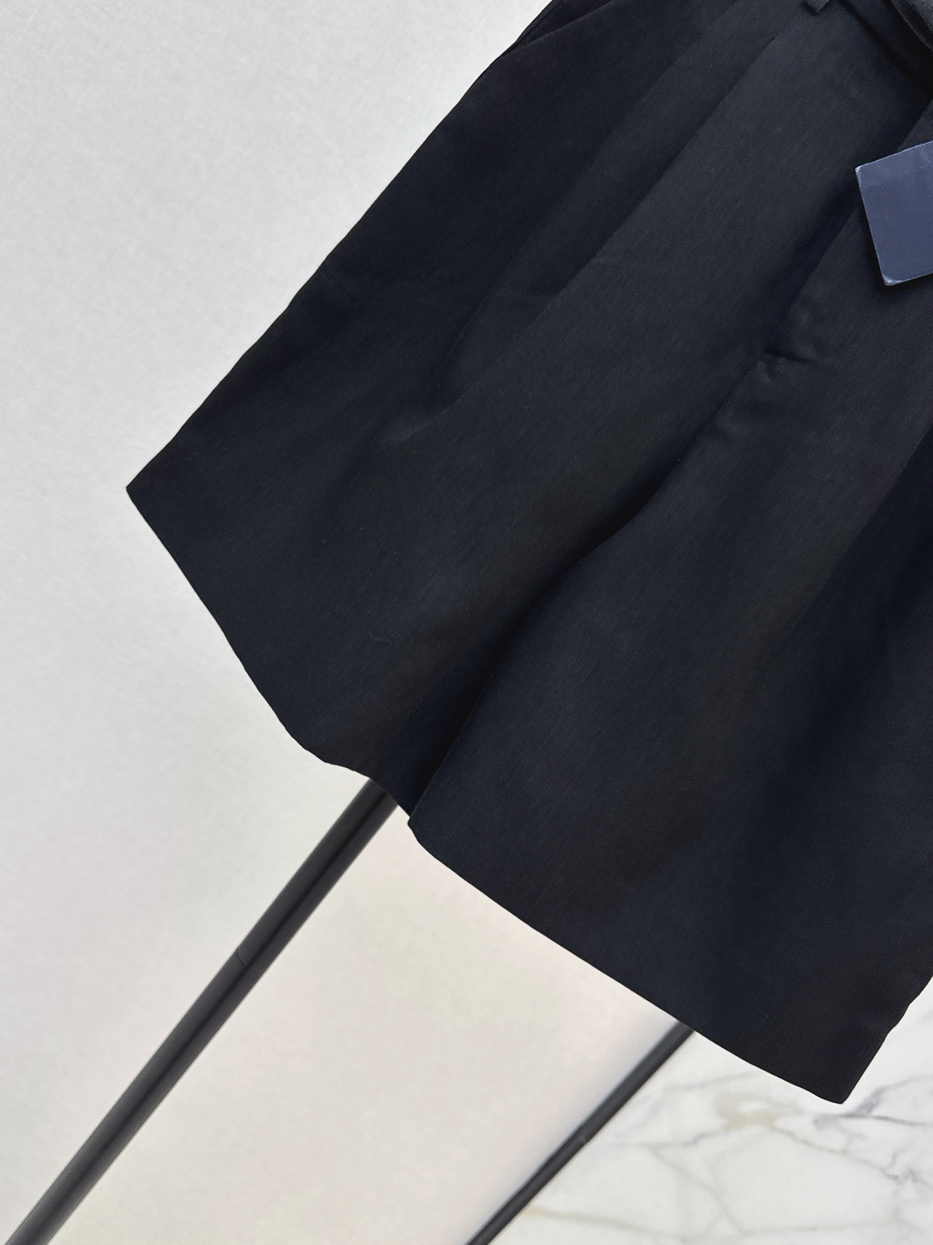 26SS - New Color-Blocked Waistband Design Shorts