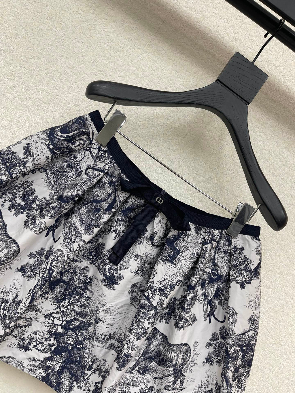 26 New Arrival: French Retro Style Jungle Print A-line Mini Skirt