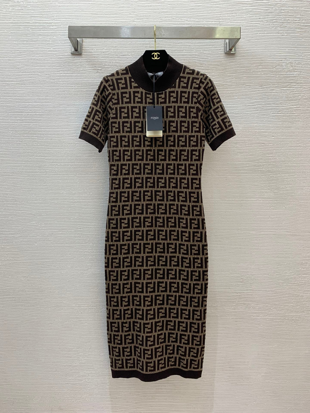 jacquard slimming stretch knit short sleeve dress