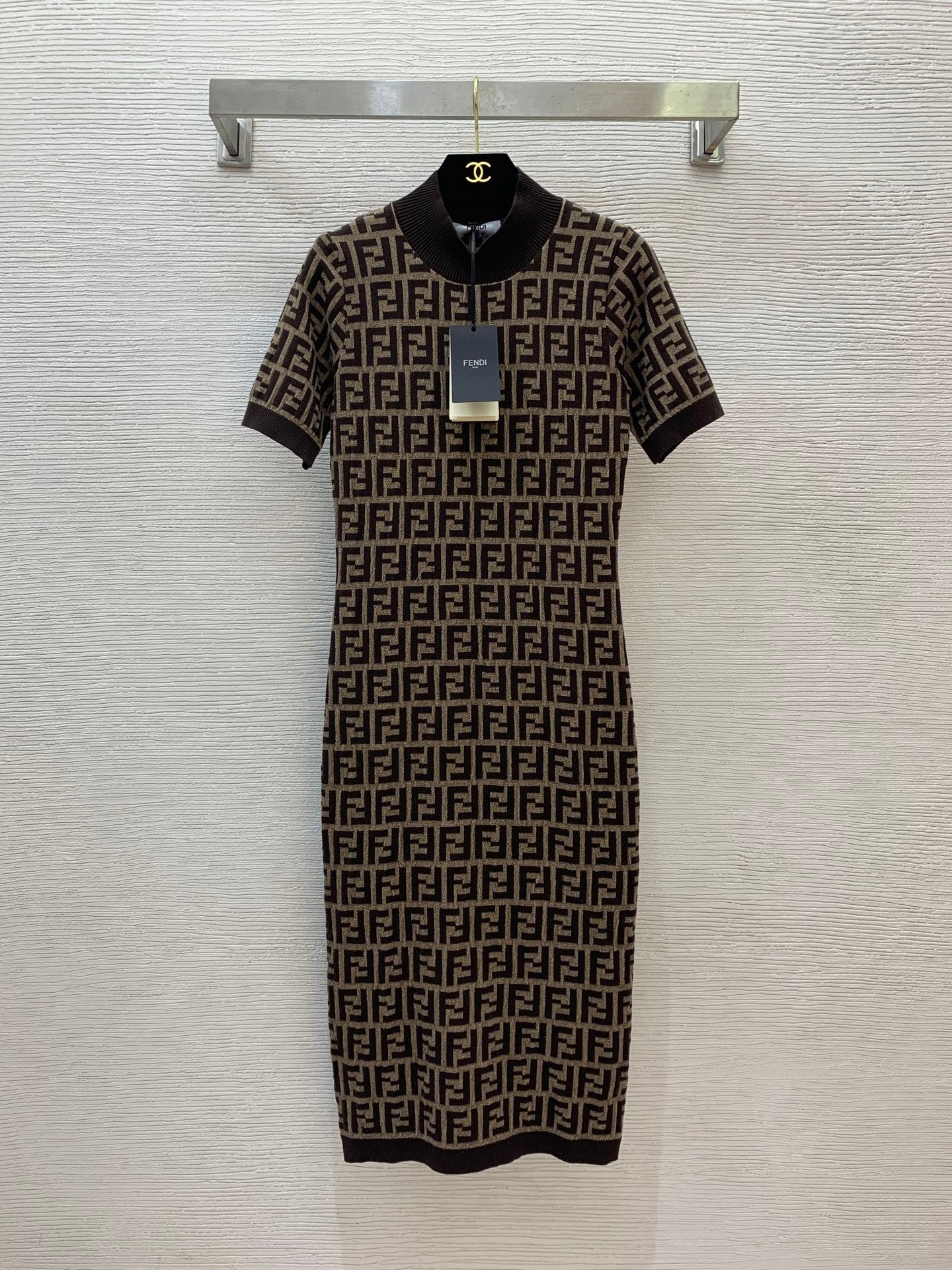 jacquard slimming stretch knit short sleeve dress