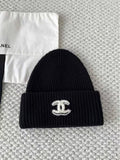 New cashmere beanie